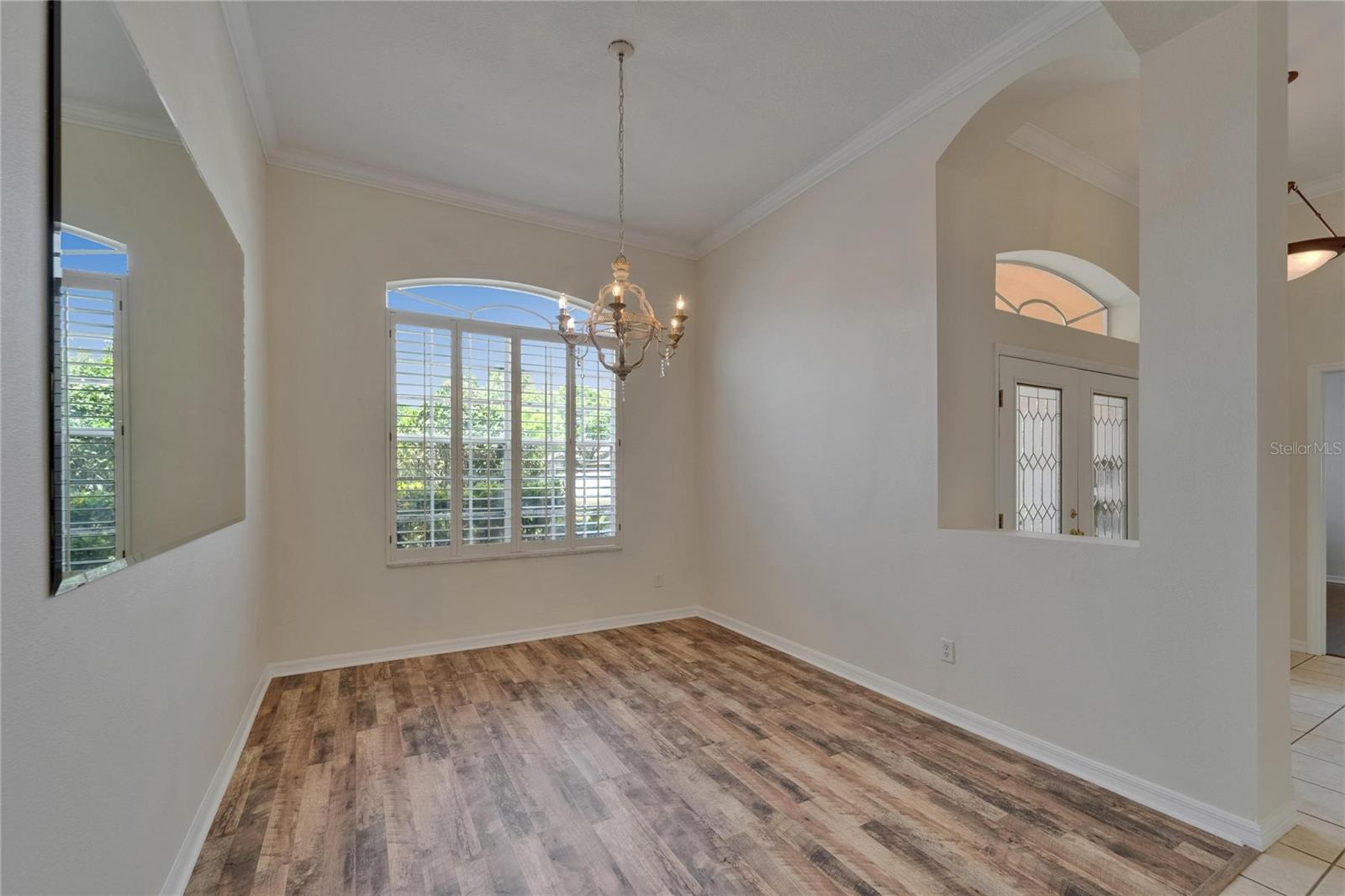 Image 11 of 75 For 2515 Centennial Falcon Drive