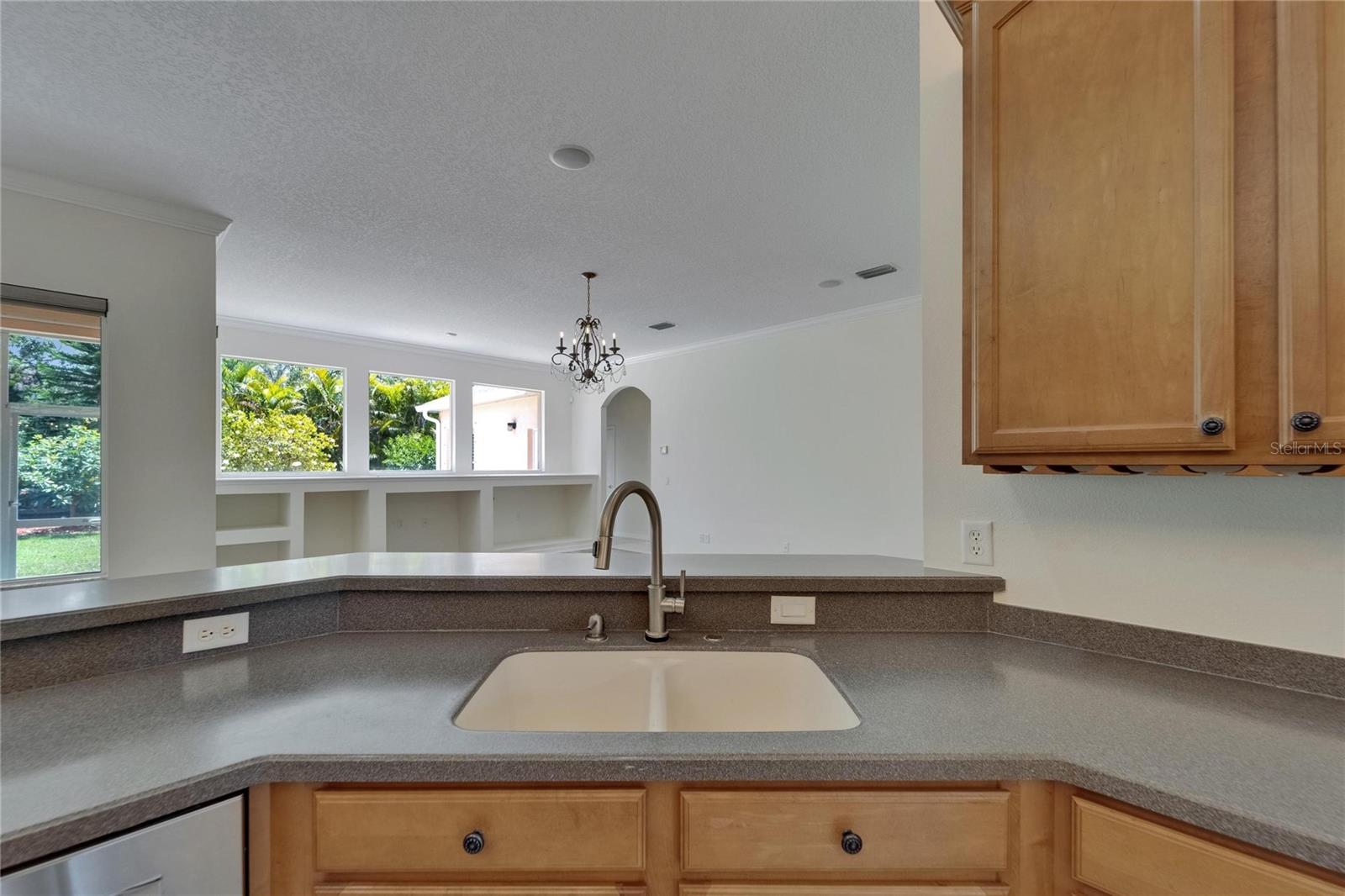 Image 14 of 75 For 2515 Centennial Falcon Drive