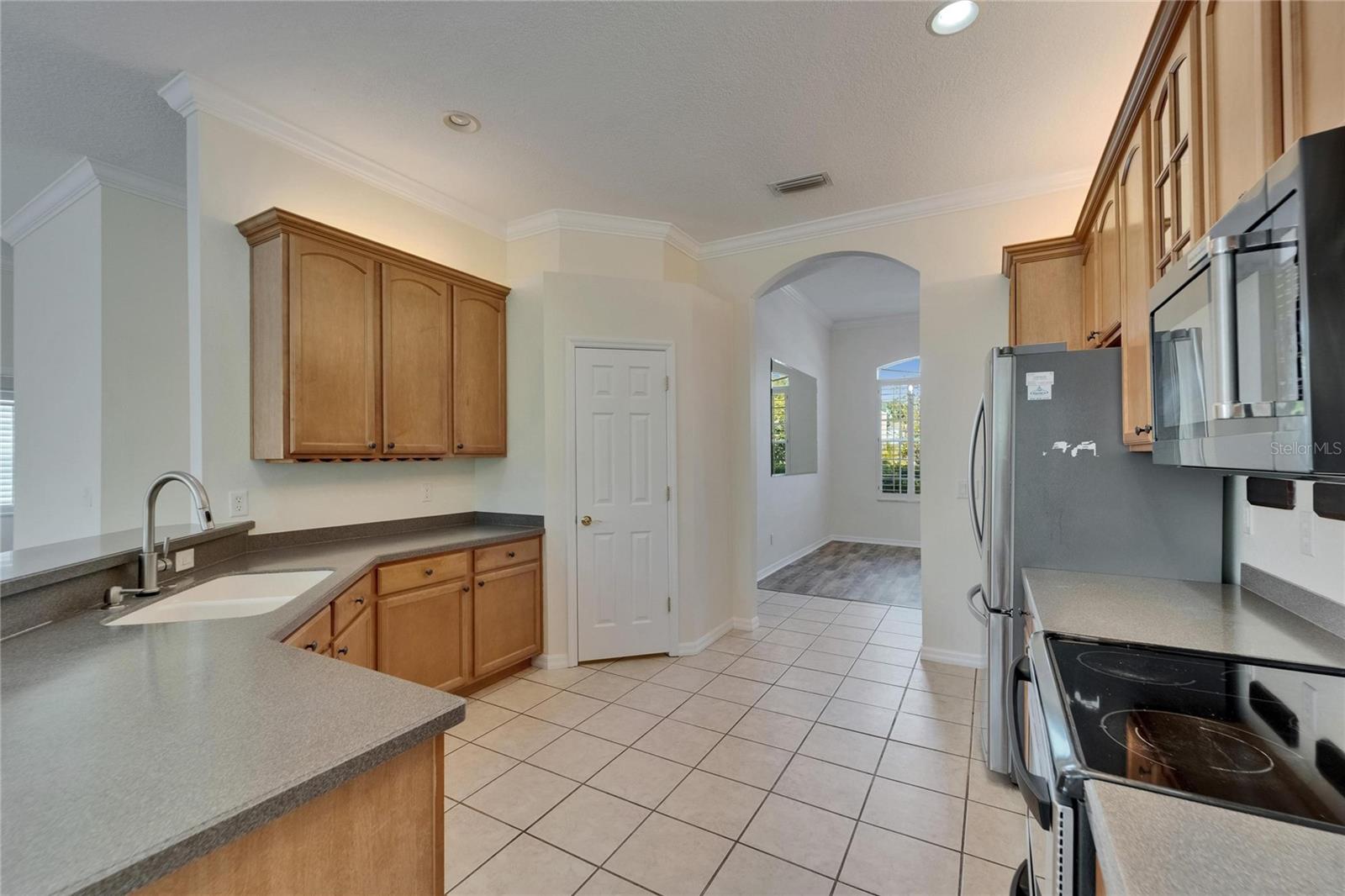Image 18 of 75 For 2515 Centennial Falcon Drive