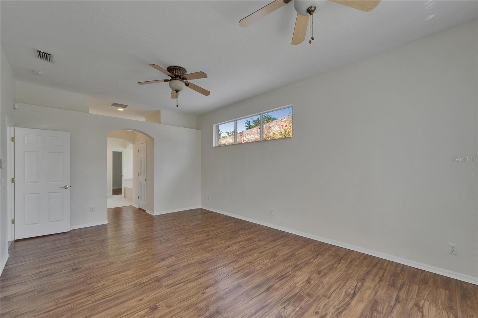 Image 47 of 75 For 2515 Centennial Falcon Drive