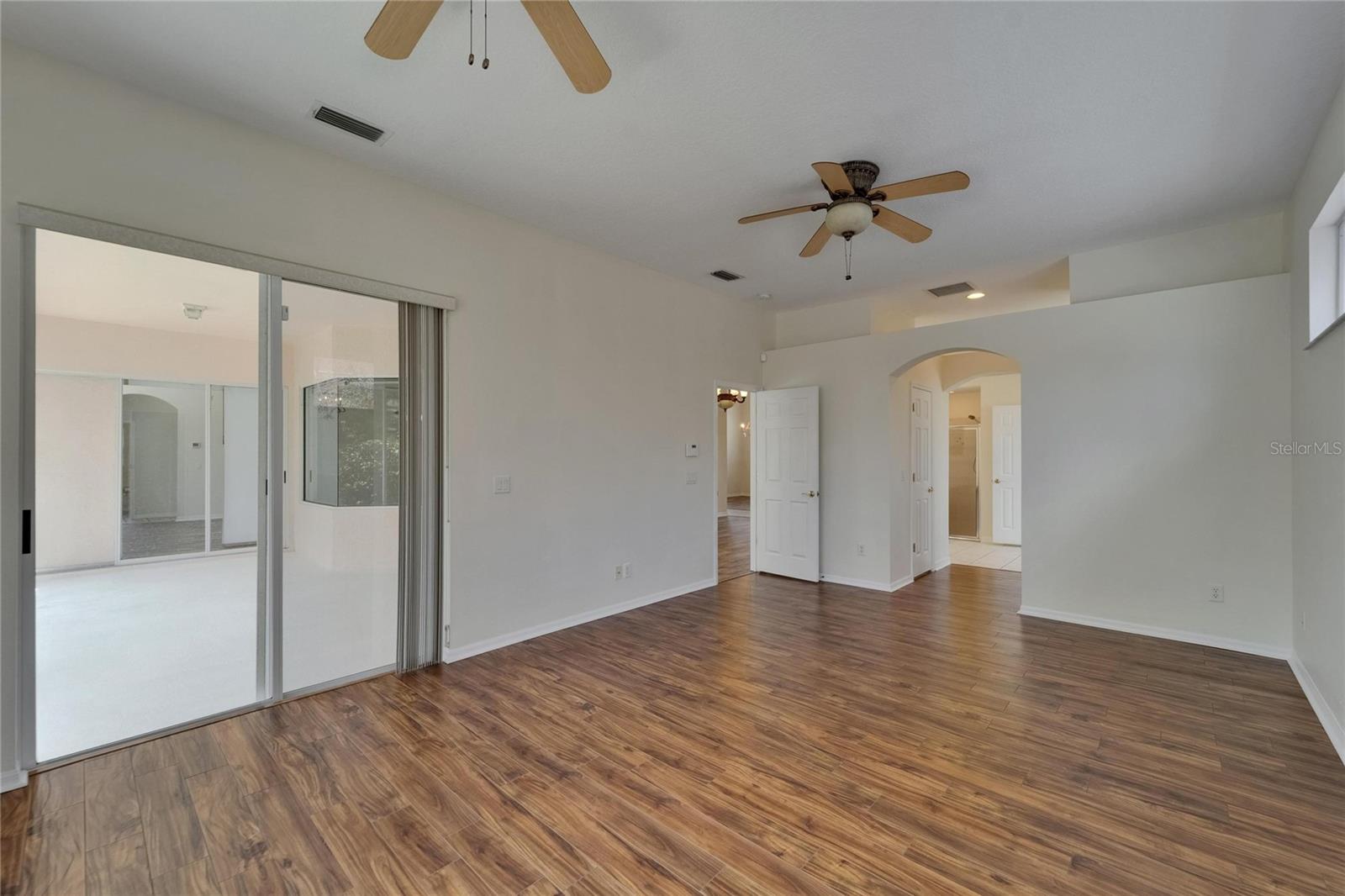 Image 49 of 75 For 2515 Centennial Falcon Drive