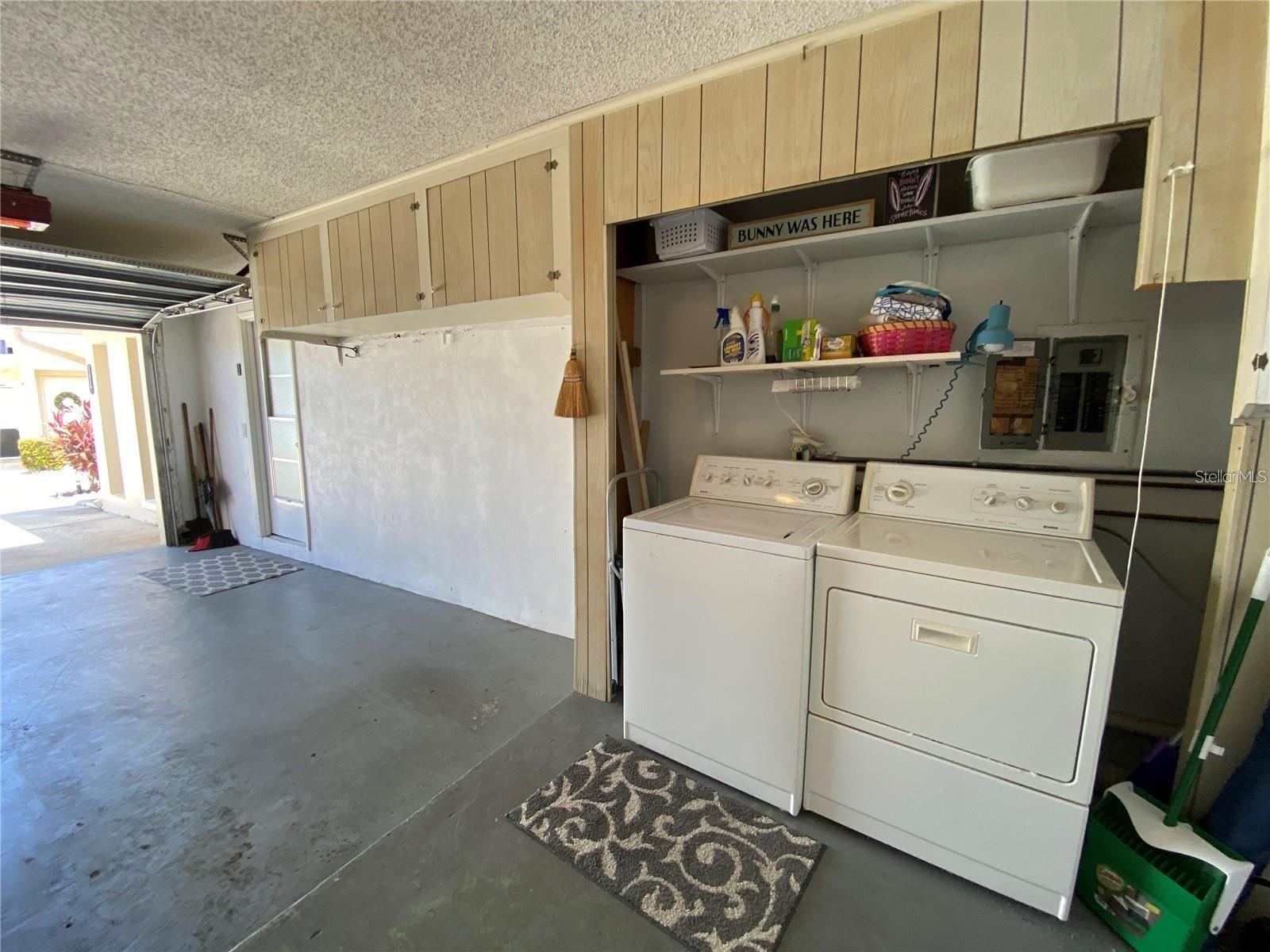 Image 14 of 34 For 2735 Sherbrooke Lane D