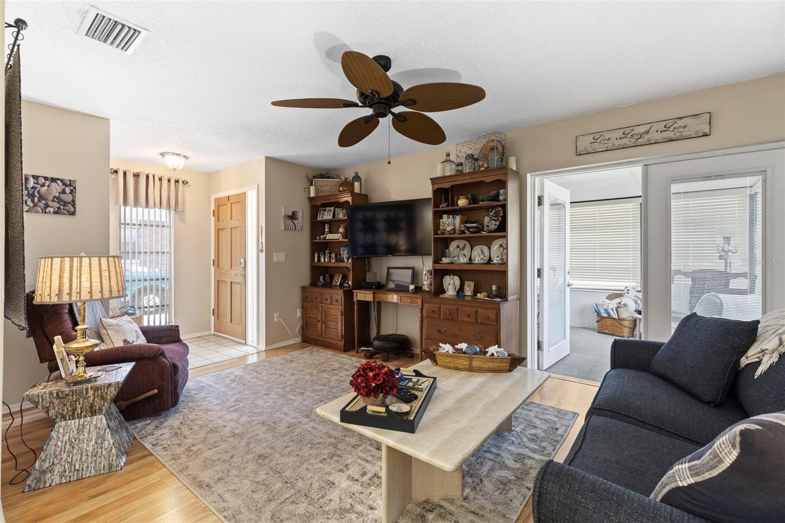Image 3 of 34 For 2735 Sherbrooke Lane D