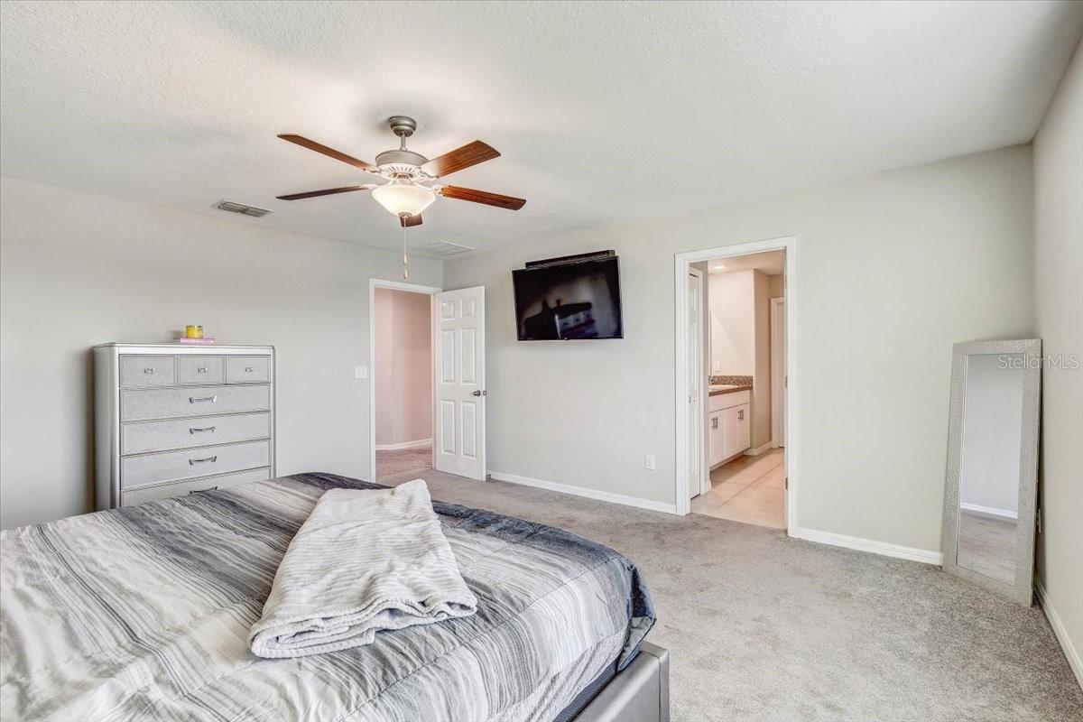 Image 18 of 54 For 11476 Sage Canyon Drive