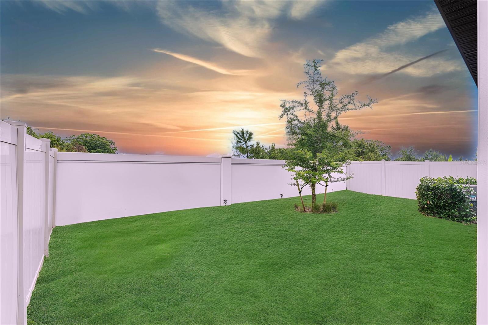 Image 20 of 36 For 20659 Drake Elm Drive