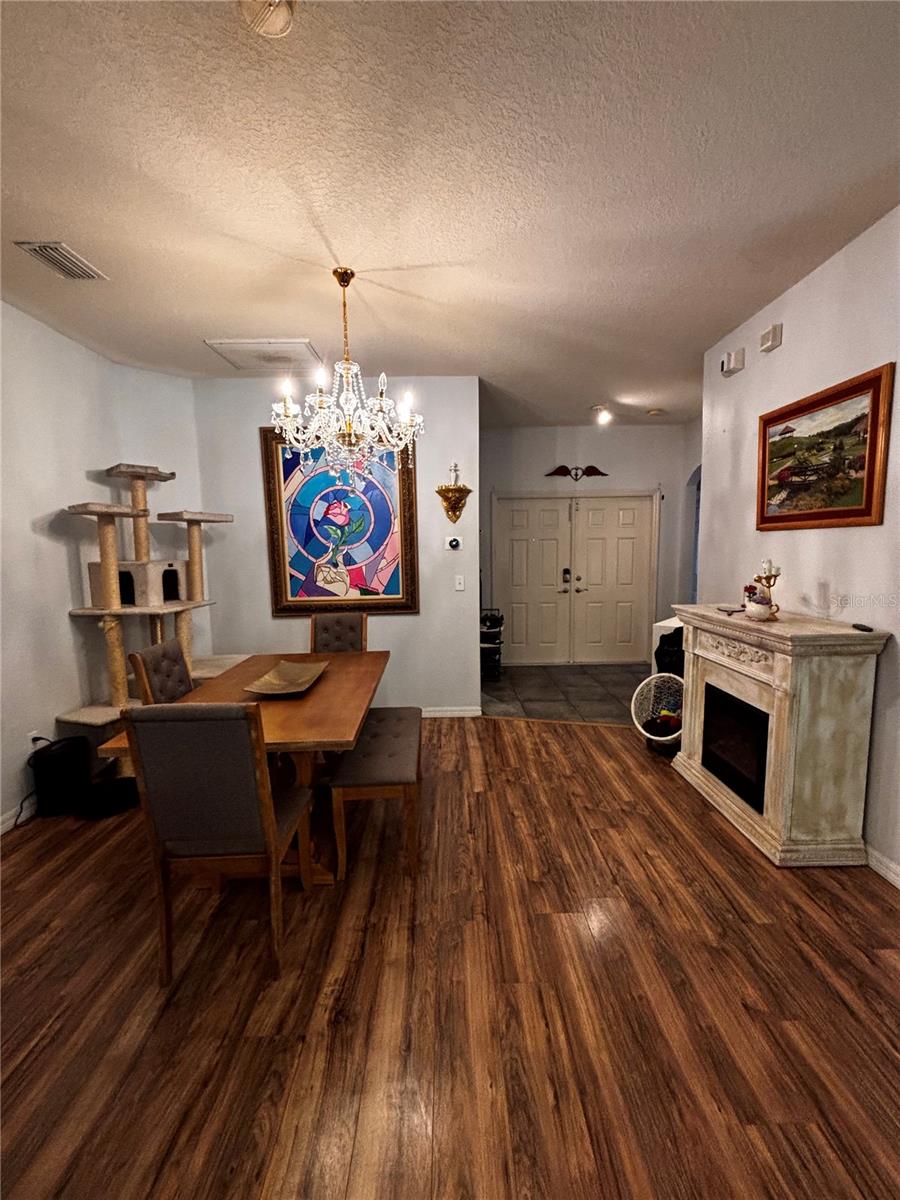 Image 12 of 19 For 5526 Braddock Drive