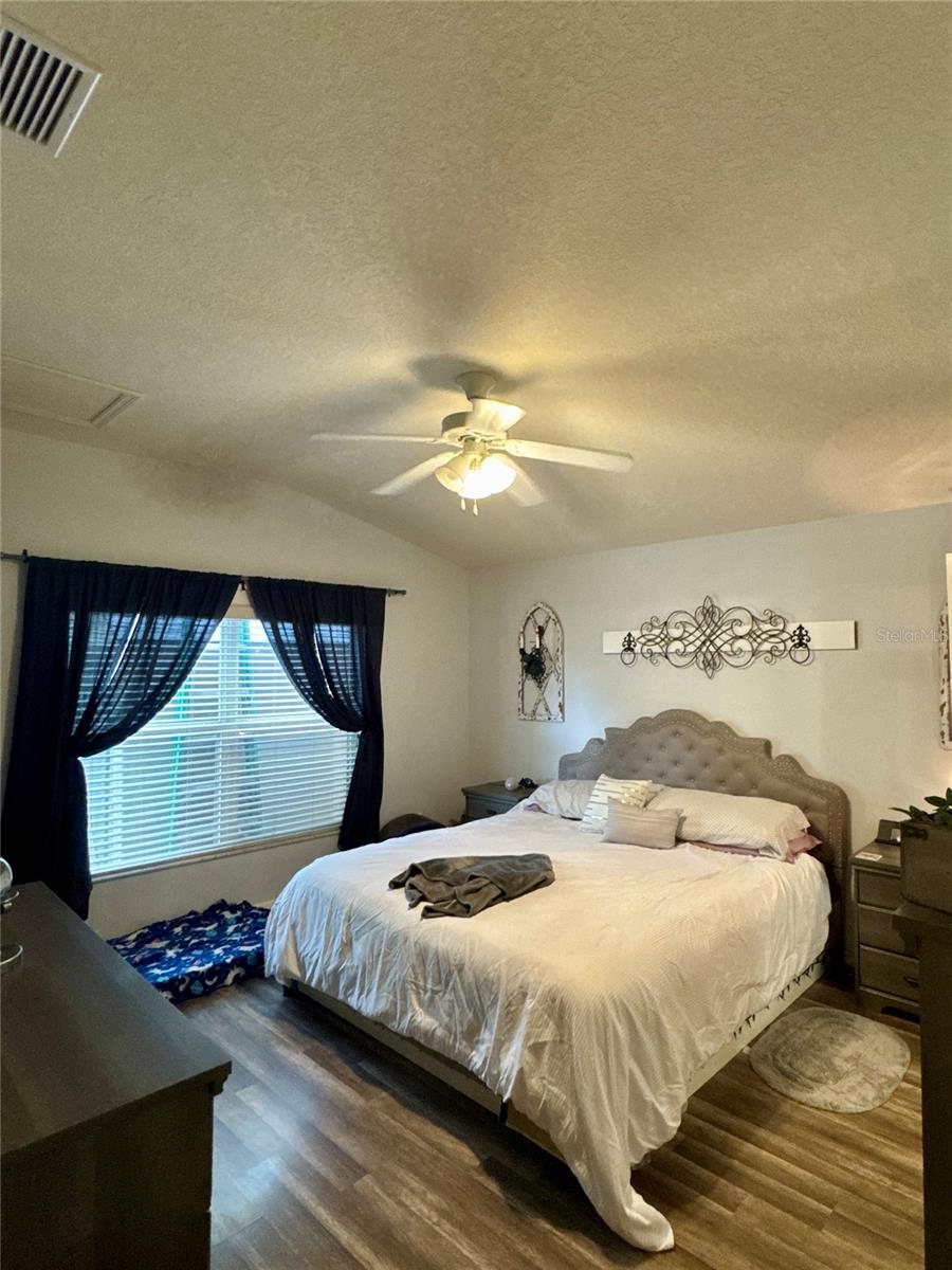 Image 15 of 19 For 5526 Braddock Drive