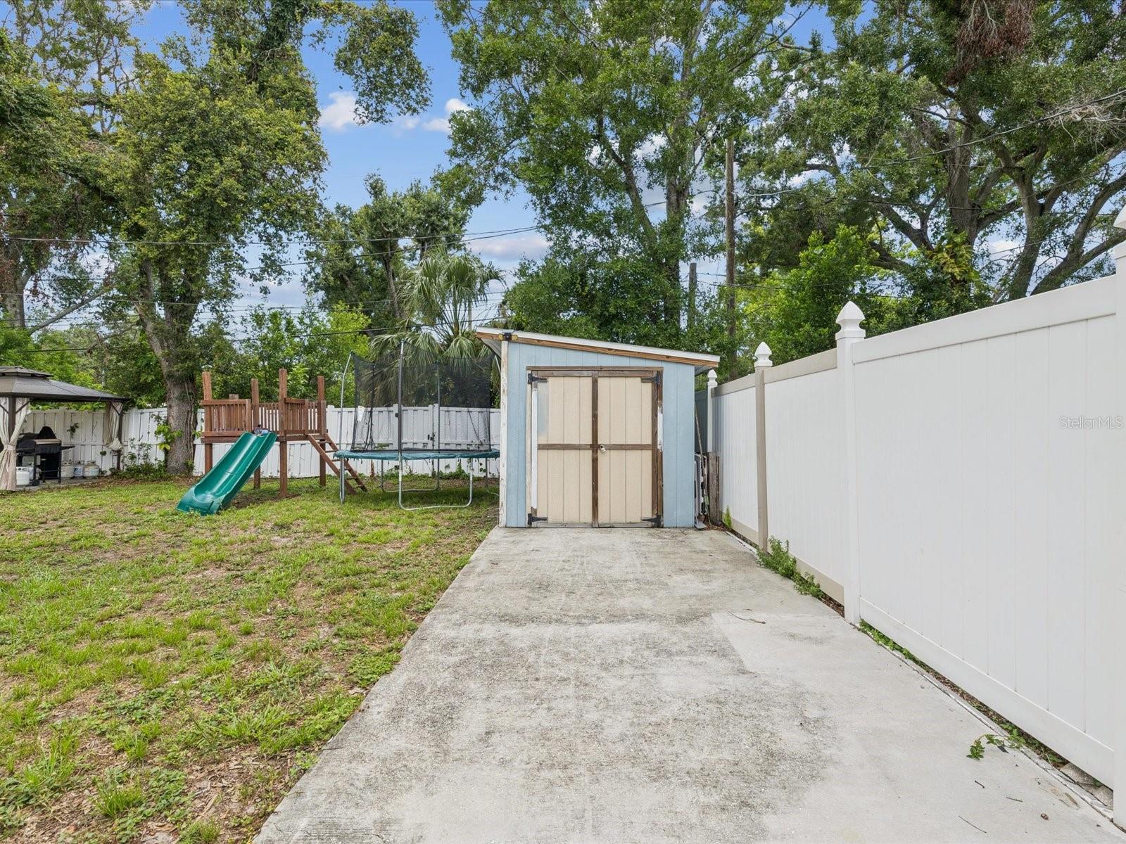 Image 38 of 54 For 232 Emerald Lane