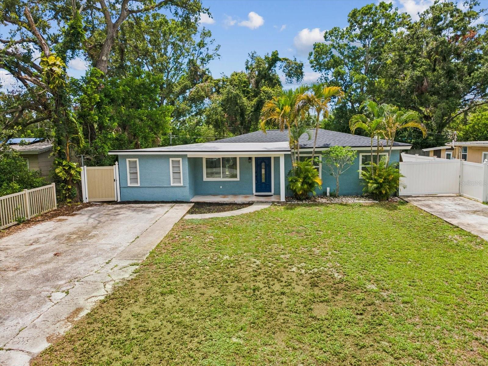Image 41 of 54 For 232 Emerald Lane