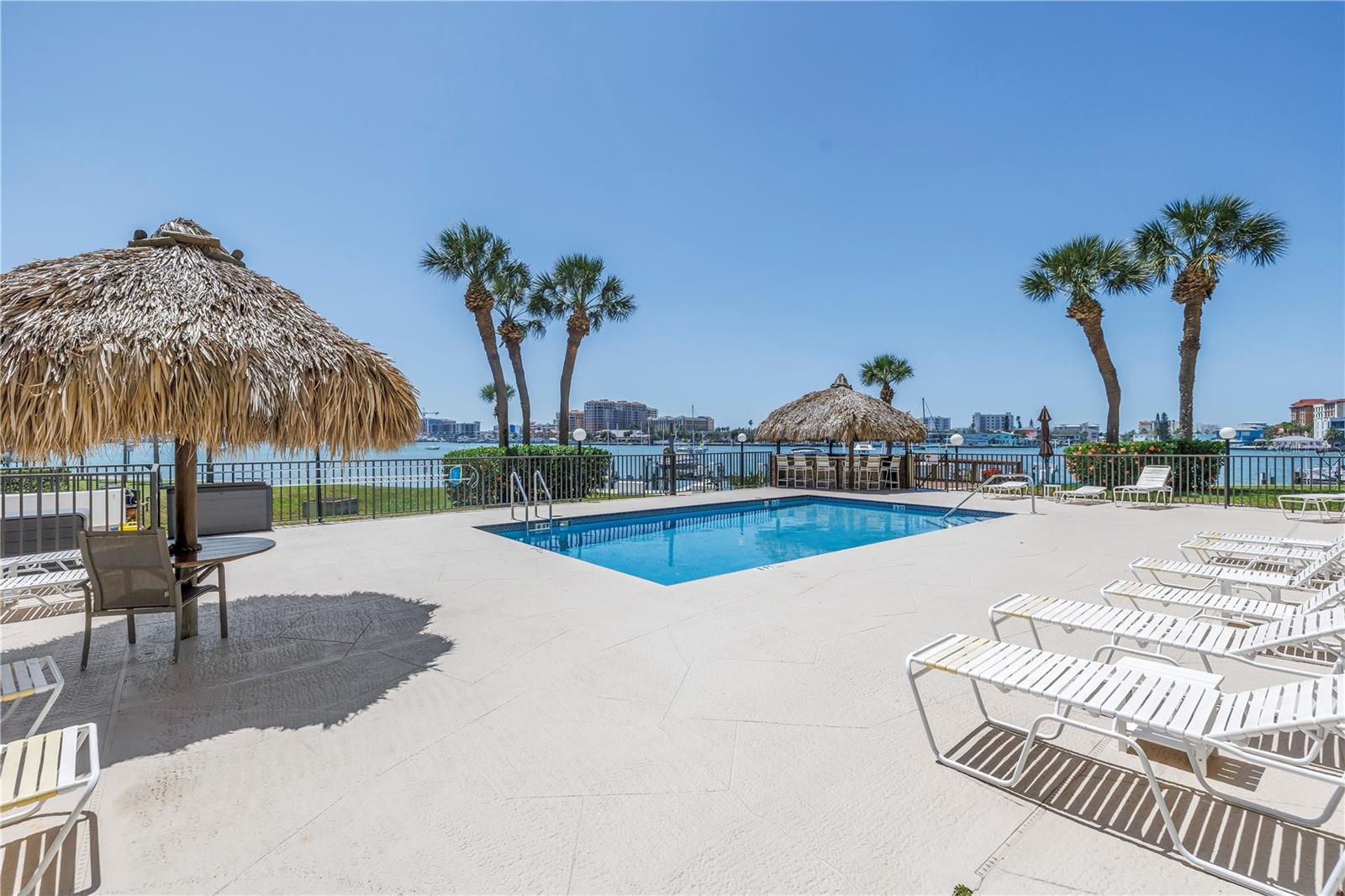 Image 41 of 66 For 650 Island Way 204