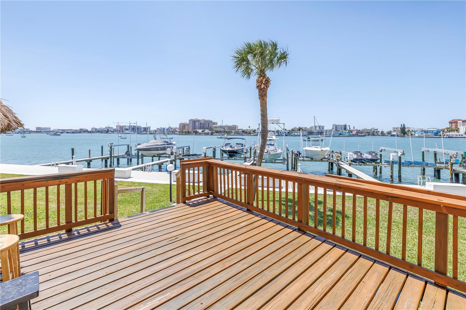 Image 47 of 66 For 650 Island Way 204