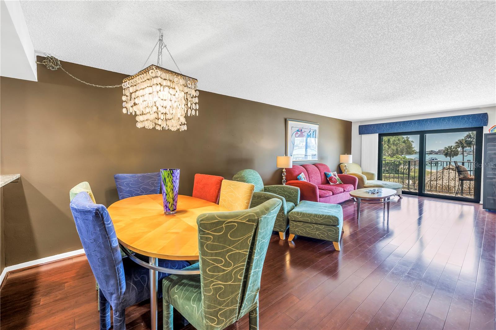 Image 8 of 66 For 650 Island Way 204