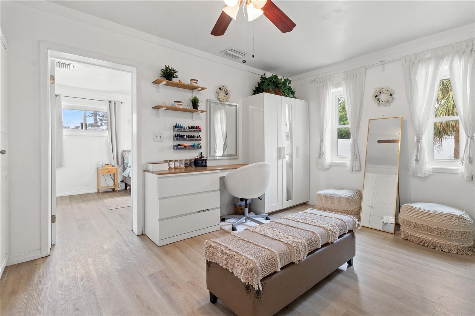 Image 24 of 30 For 220 62nd Street N