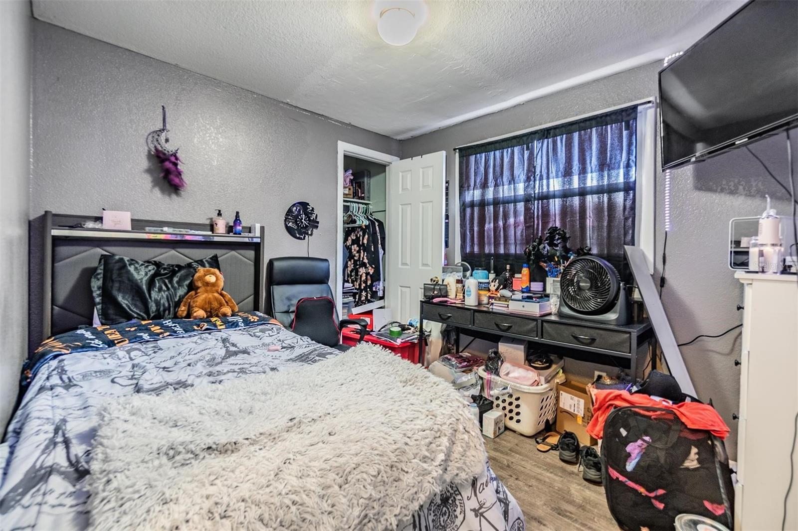 Image 16 of 23 For 4019 Clifton Street
