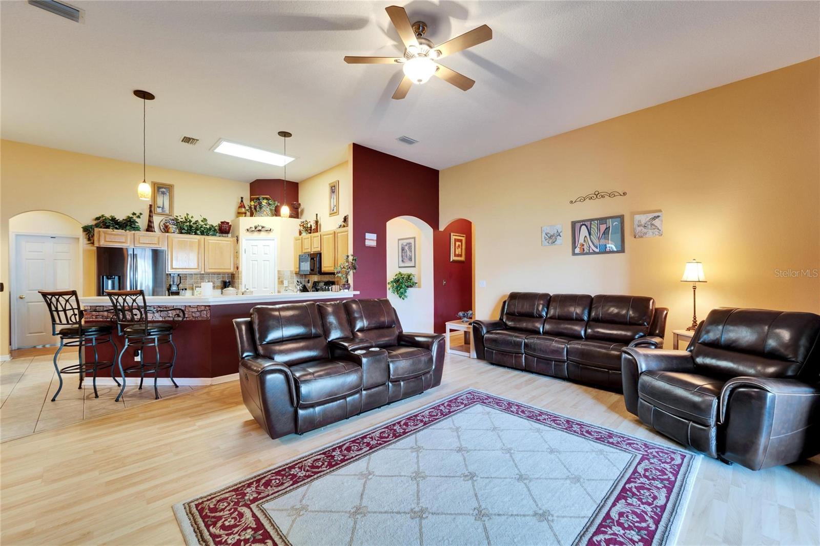 Image 10 of 40 For 9504 Laurel Ledge Drive