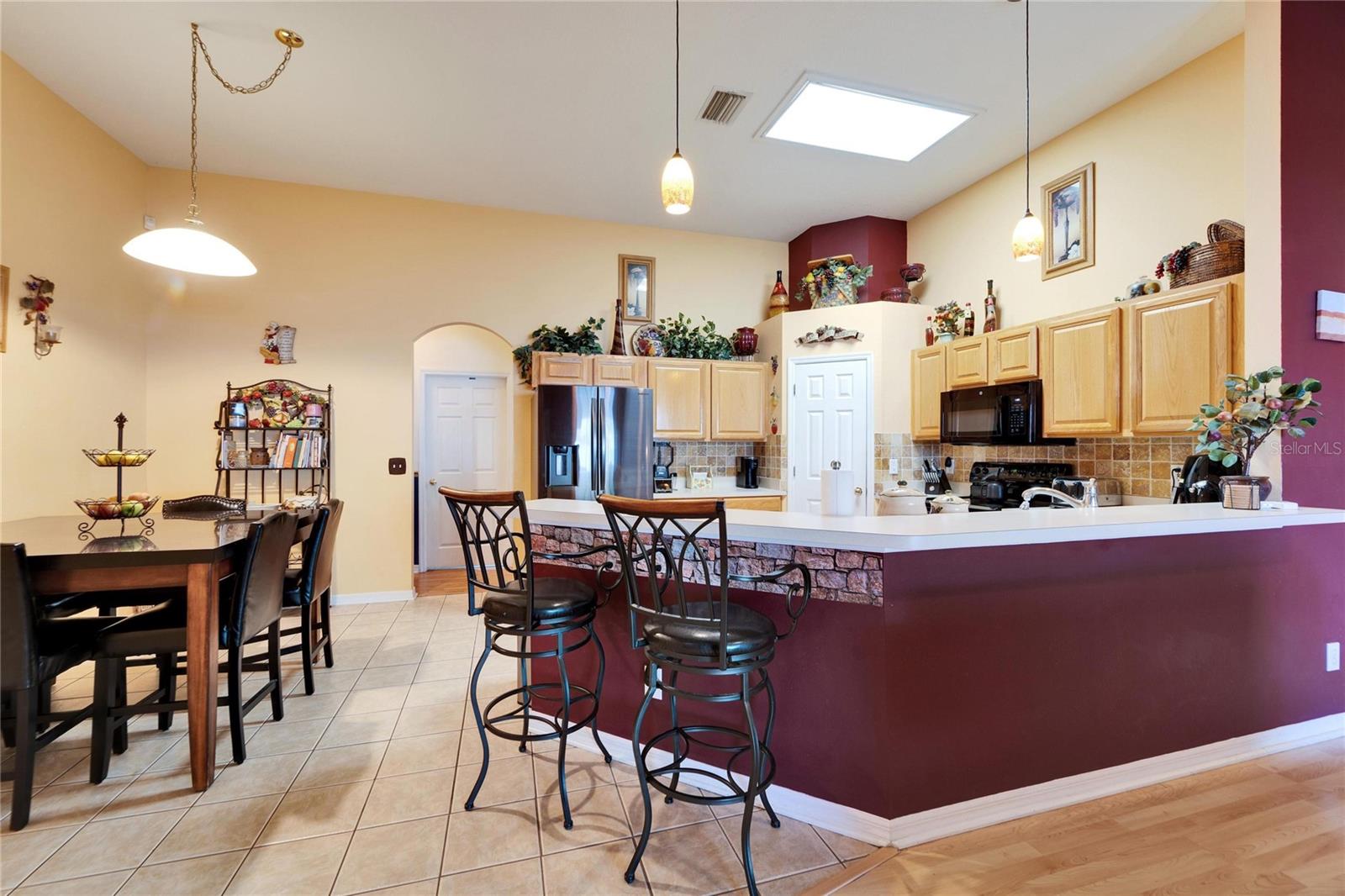 Image 13 of 40 For 9504 Laurel Ledge Drive