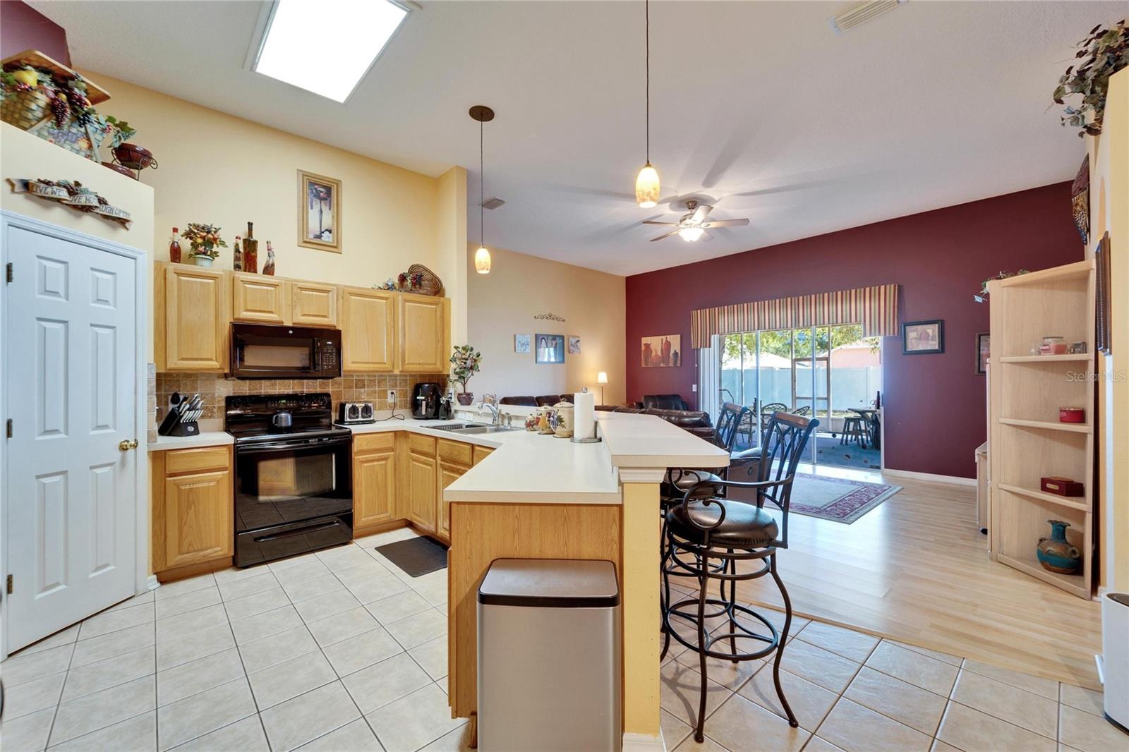 Image 14 of 40 For 9504 Laurel Ledge Drive