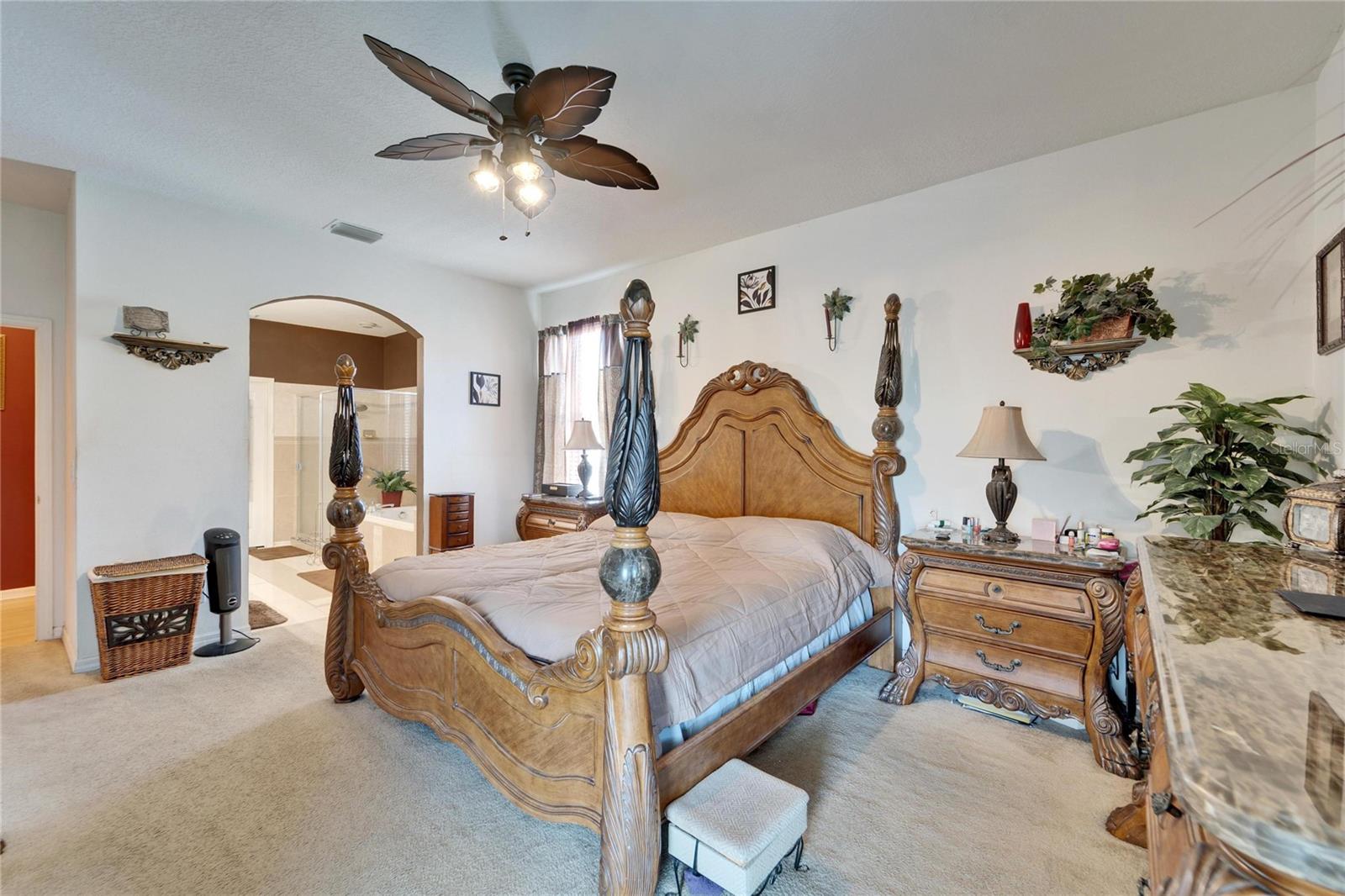 Image 18 of 40 For 9504 Laurel Ledge Drive