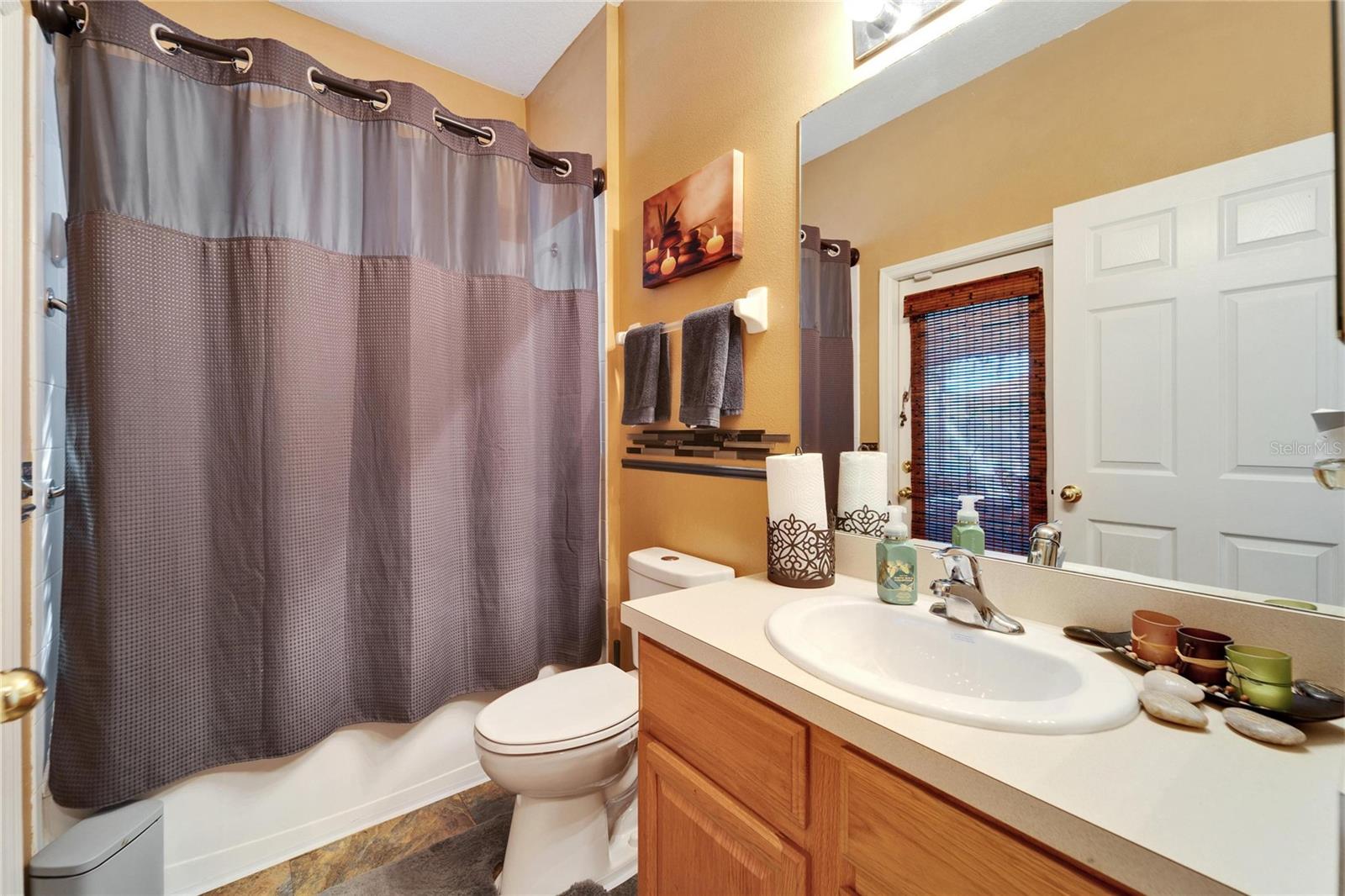 Image 25 of 40 For 9504 Laurel Ledge Drive