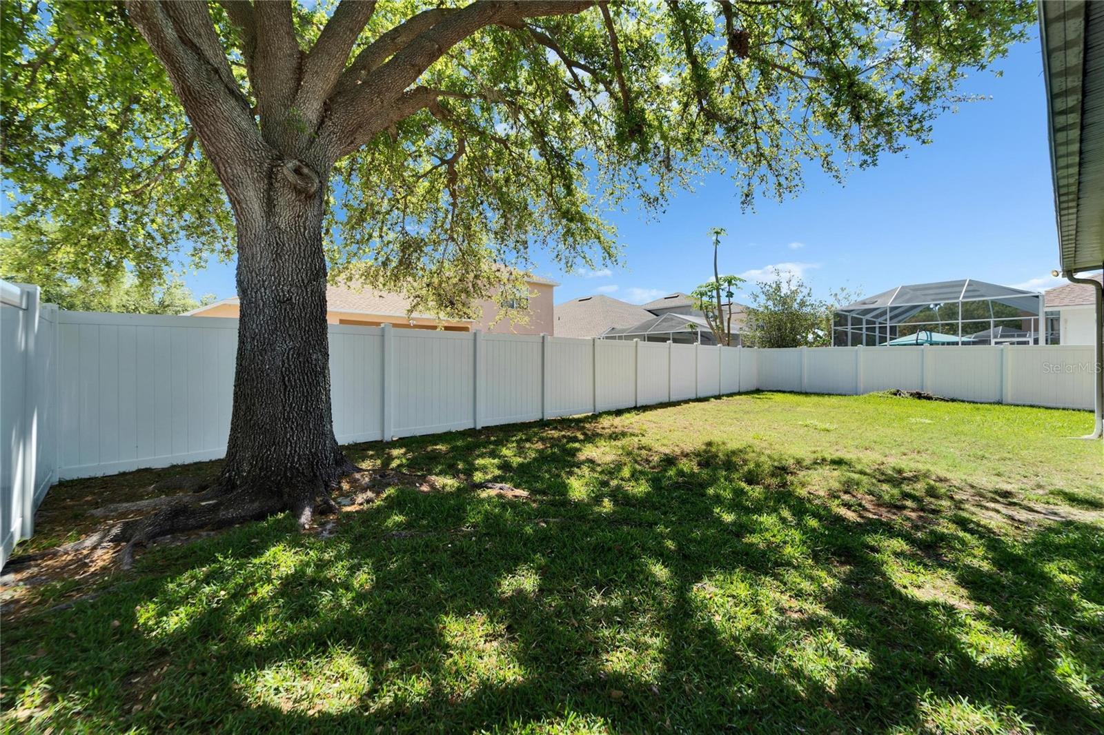 Image 35 of 40 For 9504 Laurel Ledge Drive