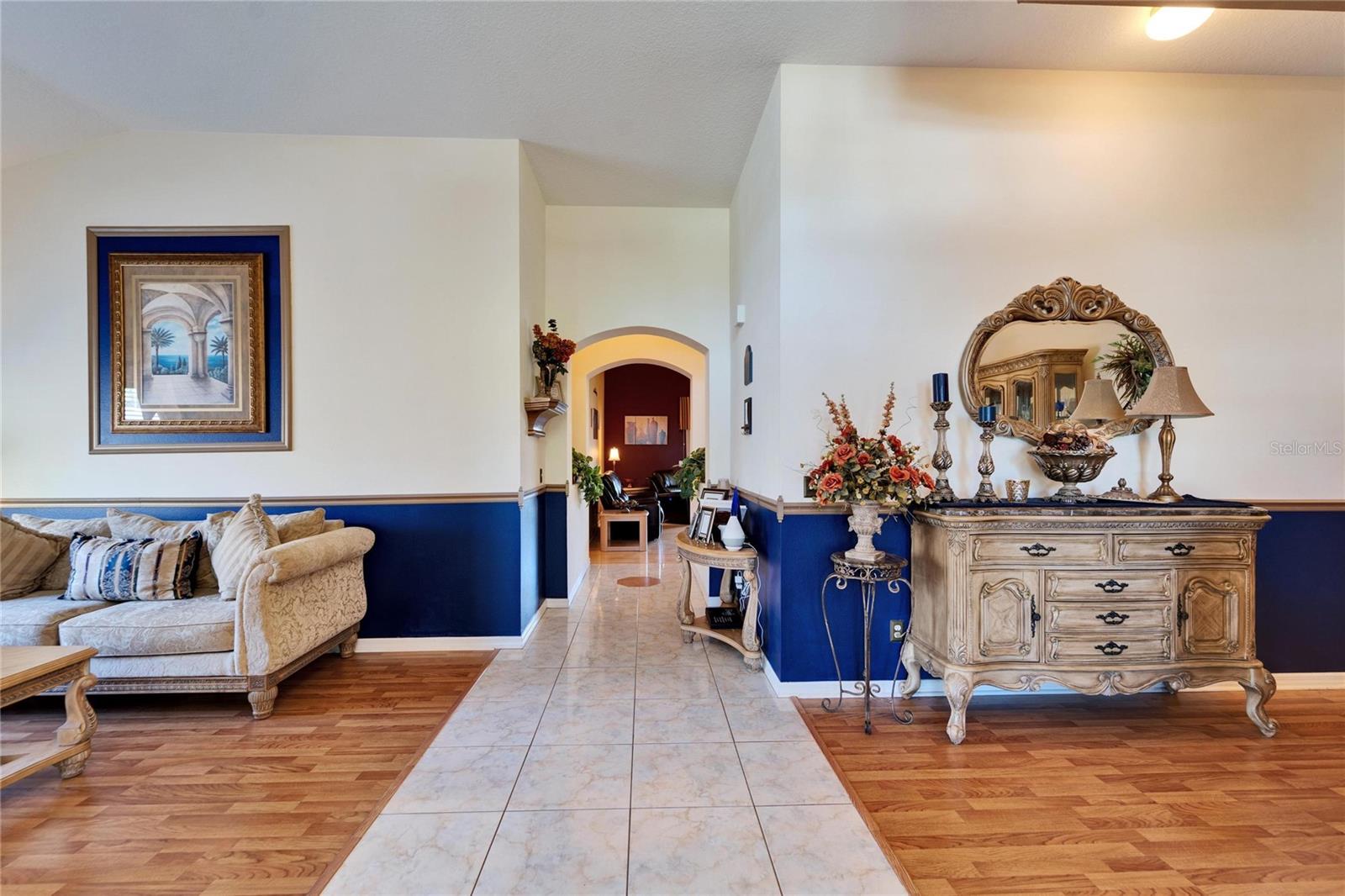 Image 8 of 40 For 9504 Laurel Ledge Drive