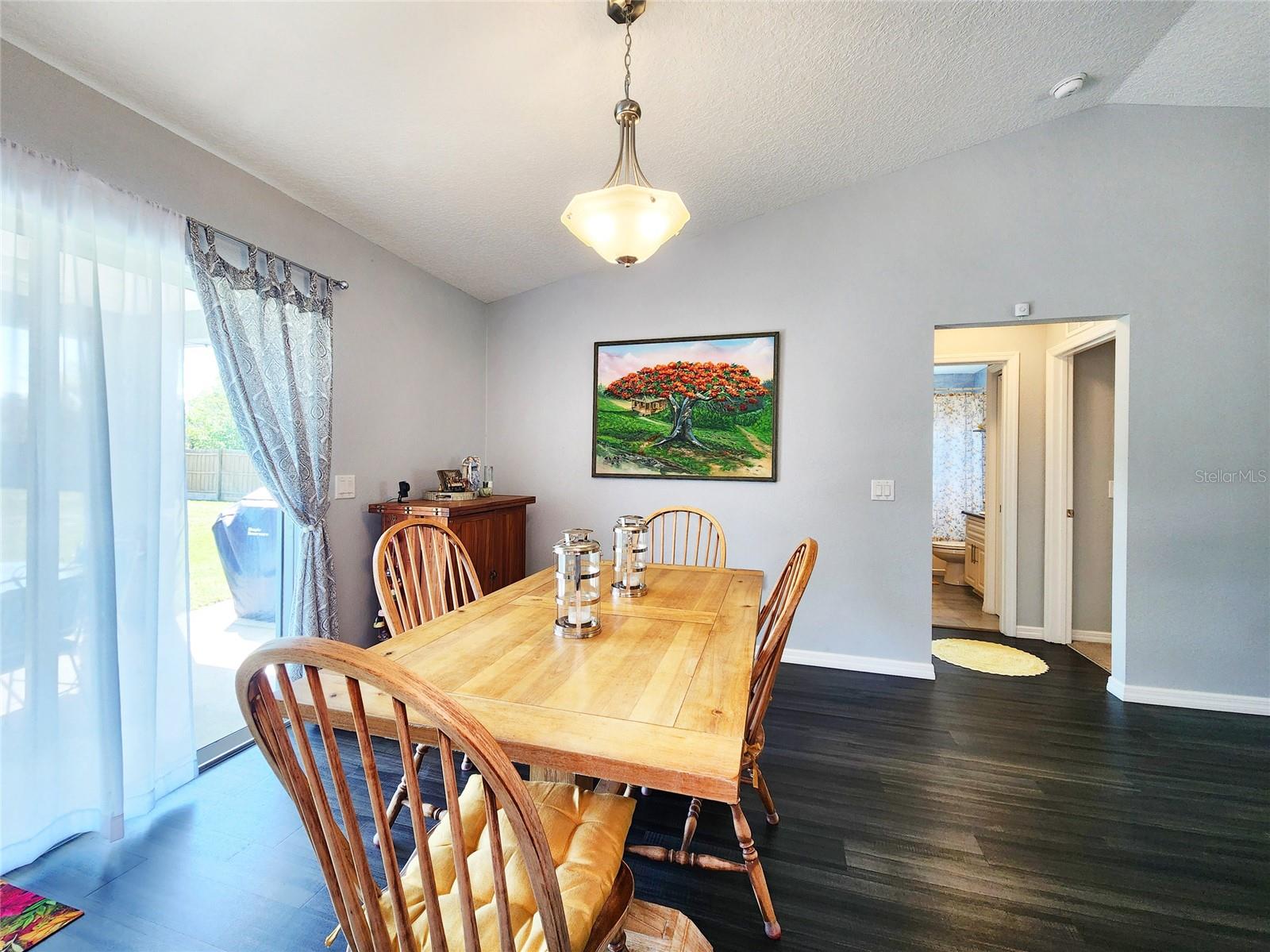 Image 11 of 50 For 8442 Pinewood Avenue