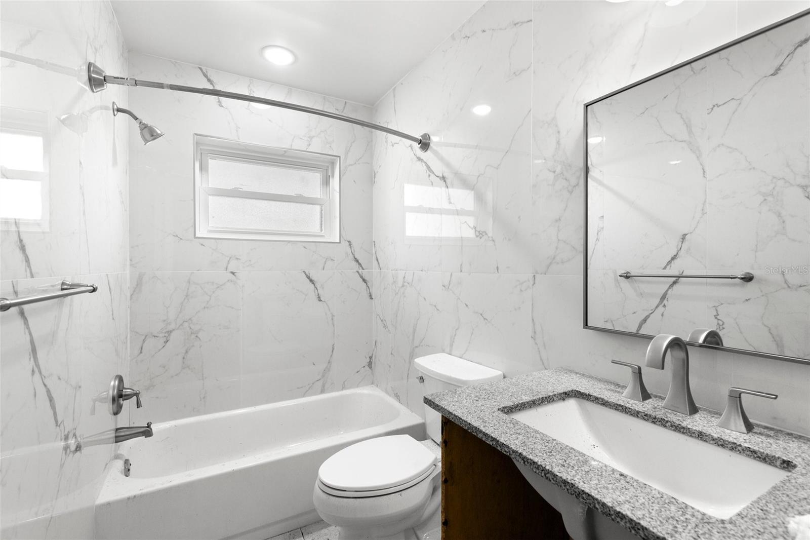 Image 12 of 28 For 624 Orange Street