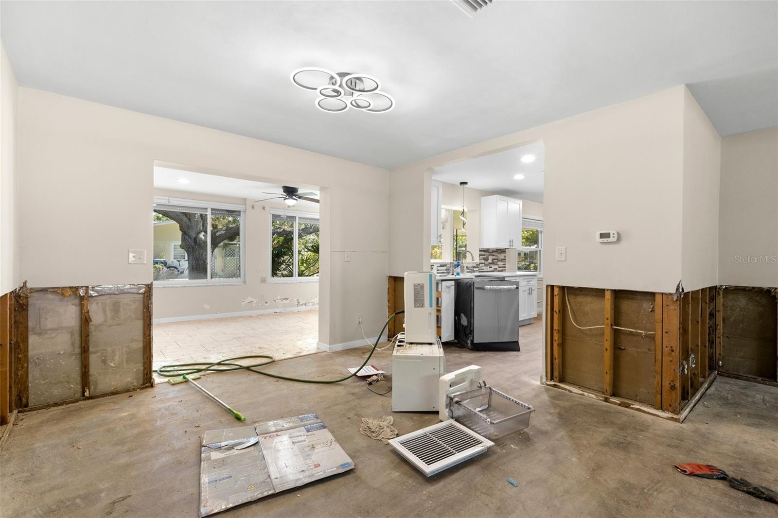 Image 21 of 28 For 624 Orange Street
