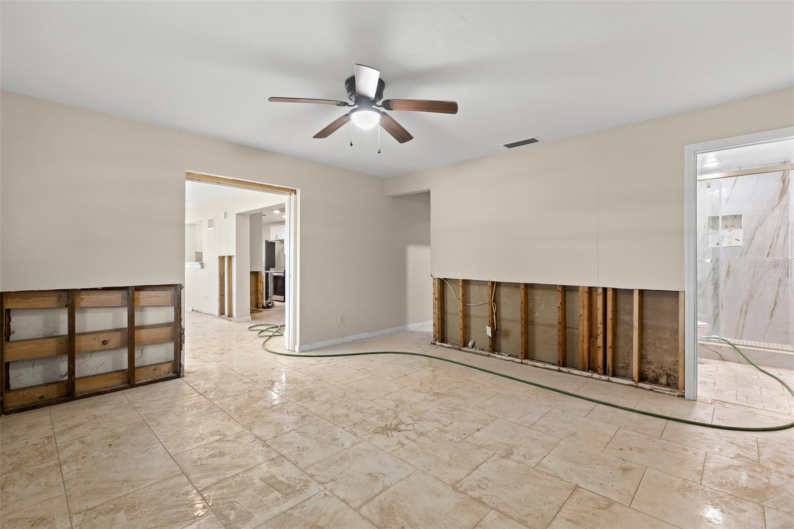 Image 24 of 28 For 624 Orange Street