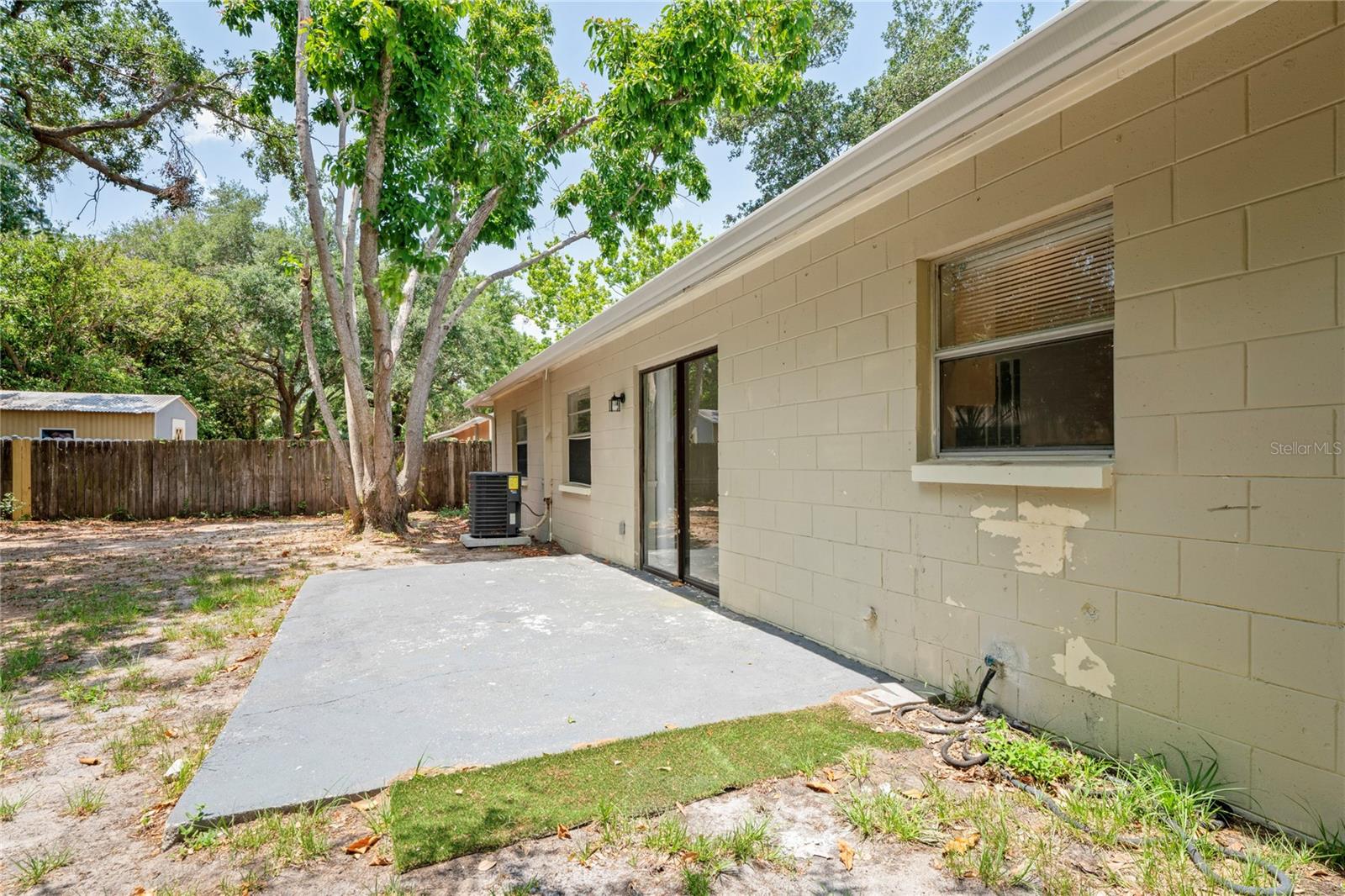Image 22 of 27 For 2207 Valleybrook Avenue