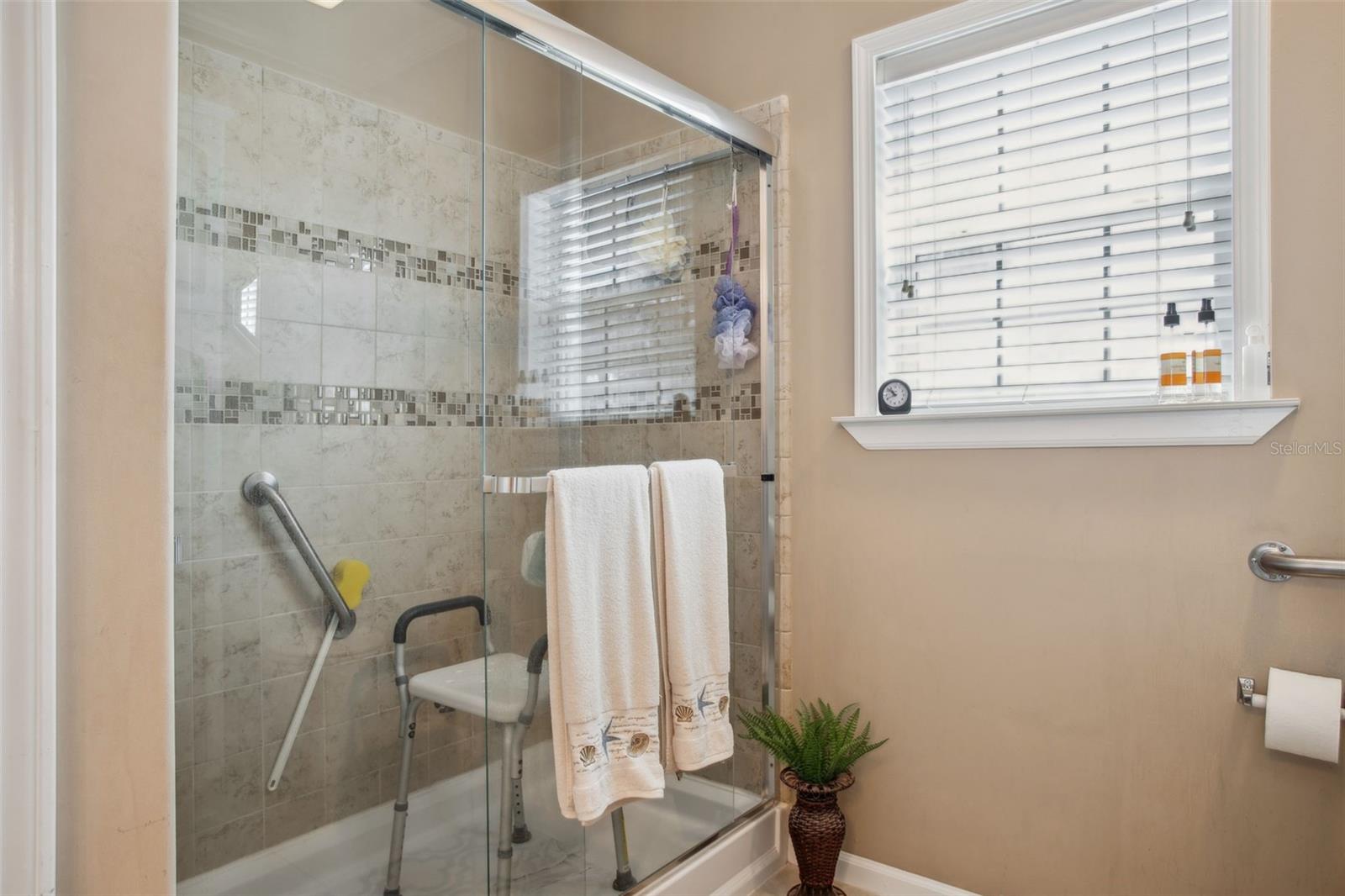 Image 17 of 25 For 4851 Gandy Boulevard B09l23