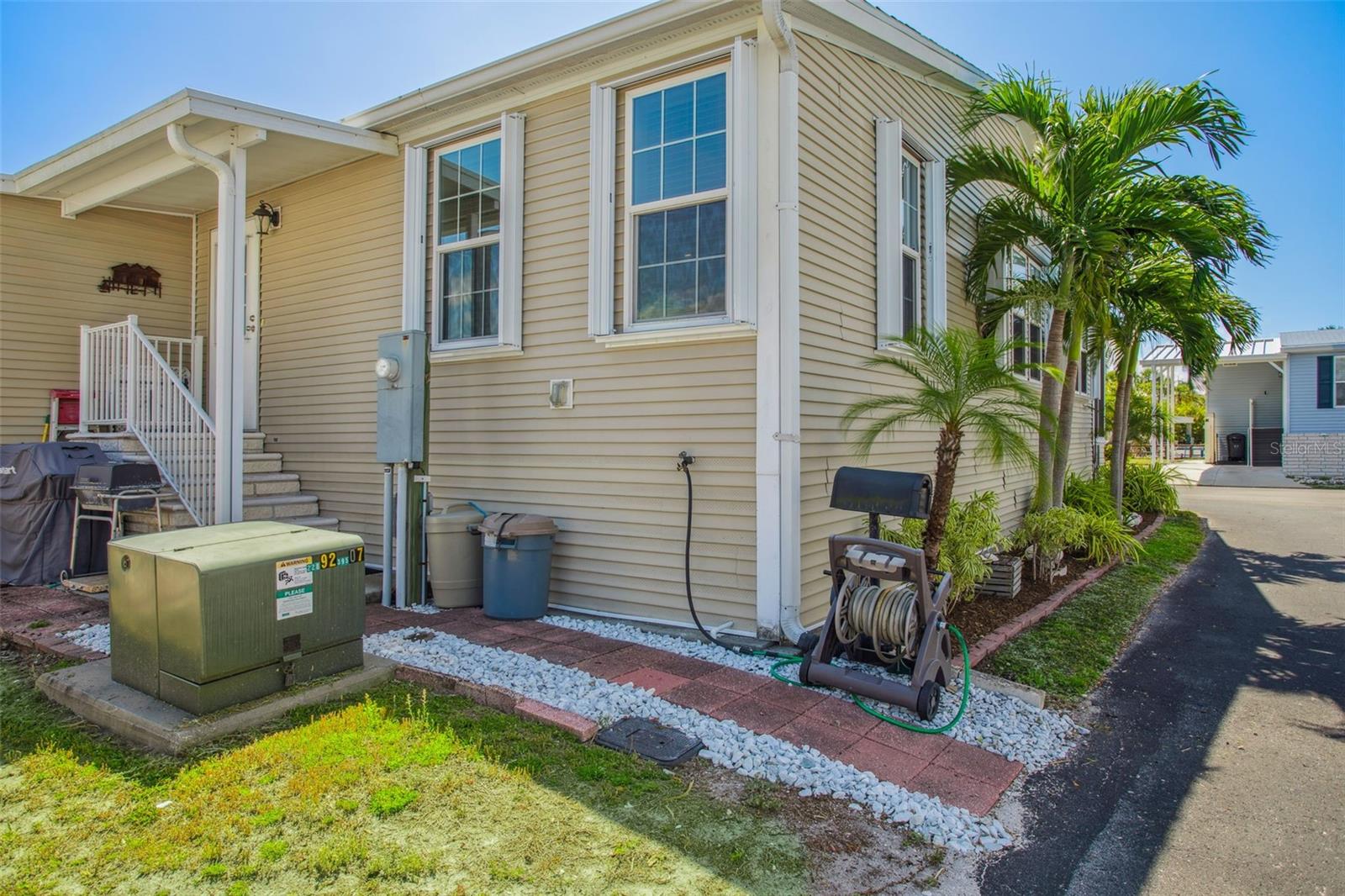 Image 20 of 25 For 4851 Gandy Boulevard B09l23