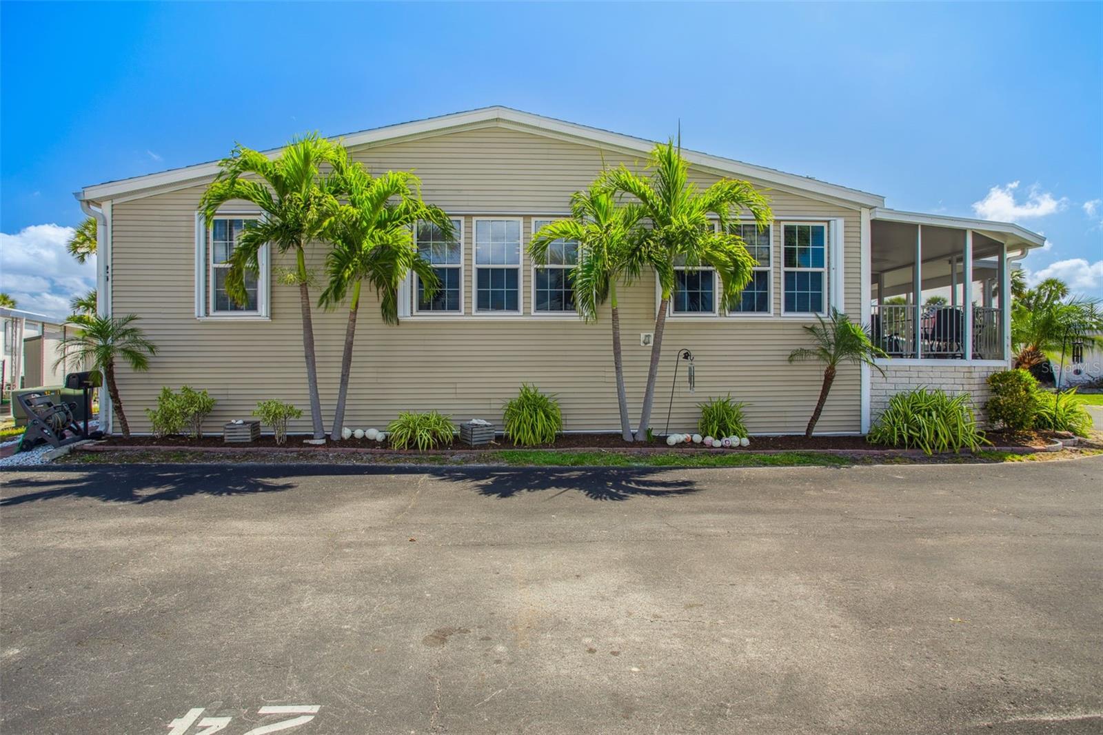Image 23 of 25 For 4851 Gandy Boulevard B09l23
