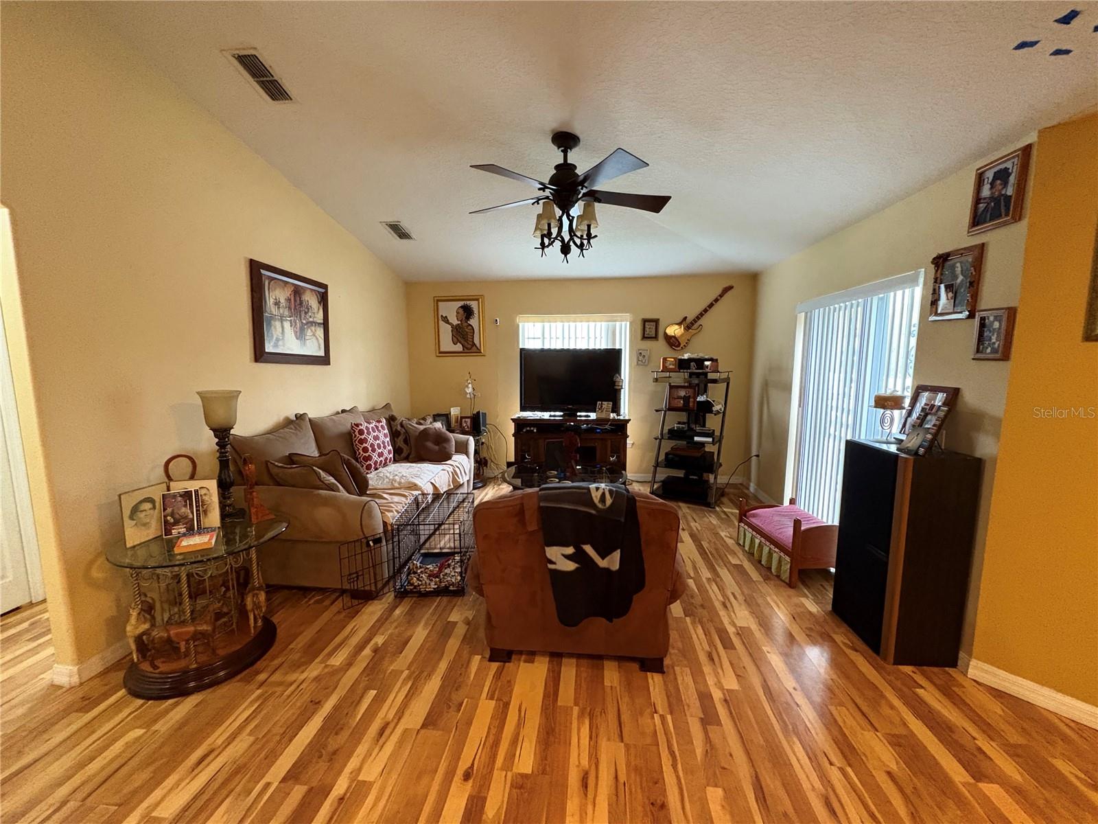 Image 21 of 36 For 1500 Fort Meade Place