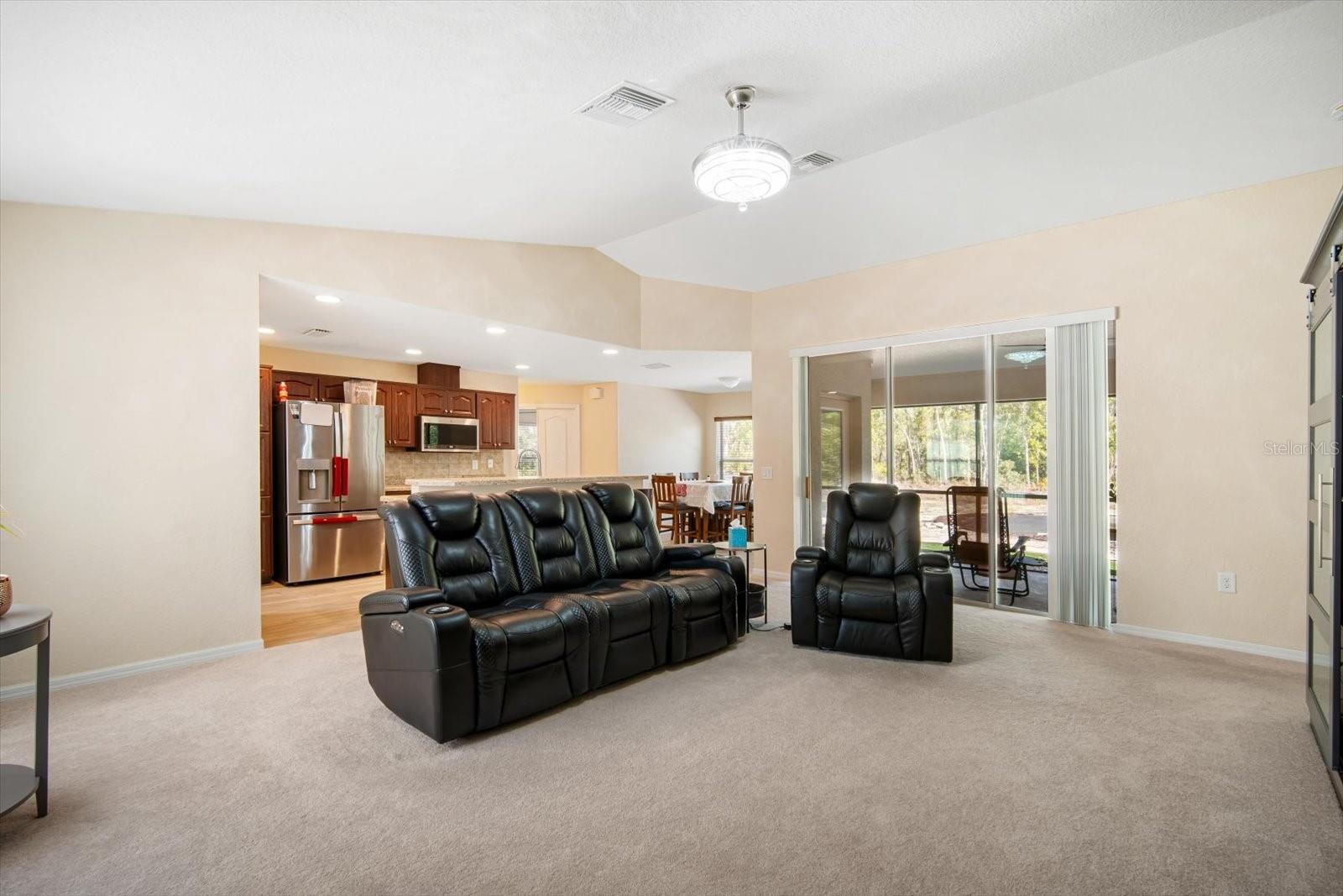 Image 7 of 27 For 10423 Sand Lark Avenue