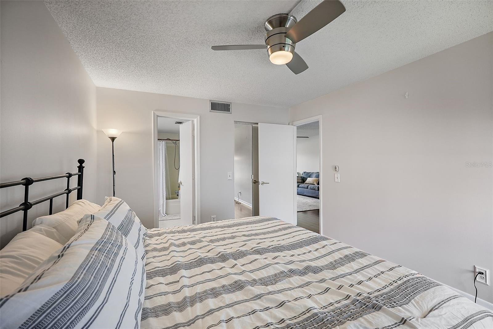 Image 15 of 34 For 6361 Bahia Del Mar Boulevard 205