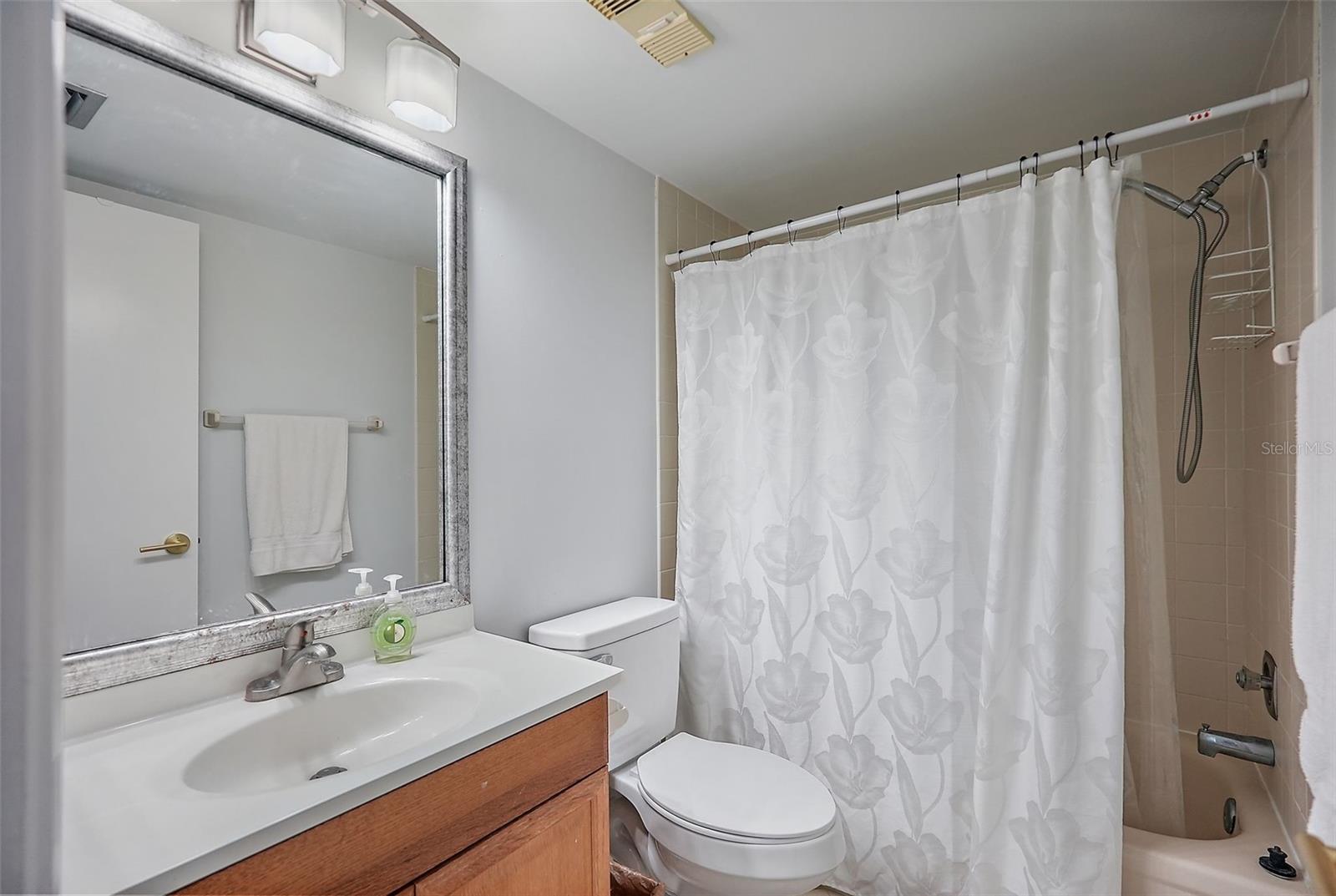 Image 19 of 34 For 6361 Bahia Del Mar Boulevard 205