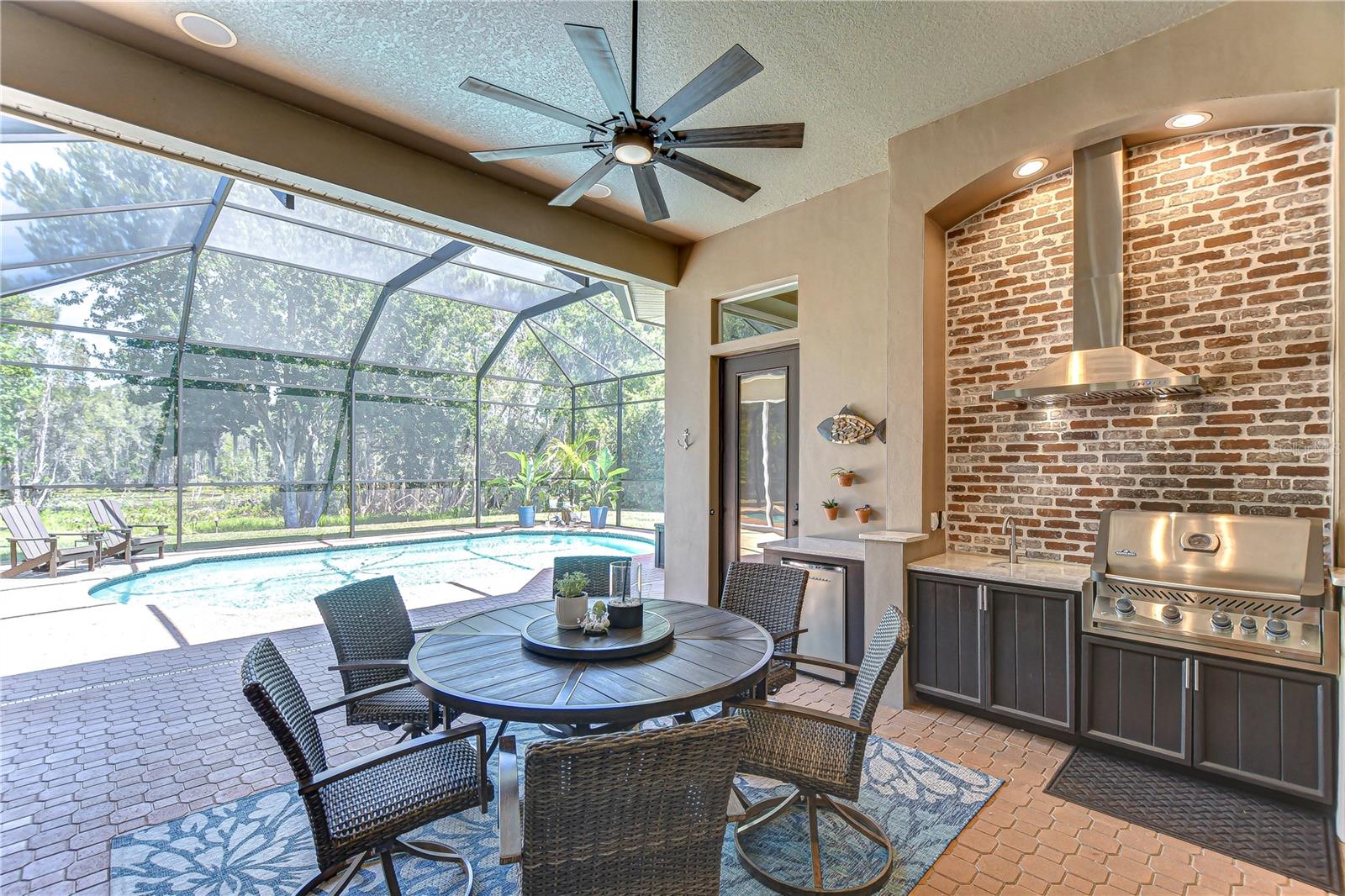 Image 41 of 51 For 3212 Sunset Lakes Boulevard