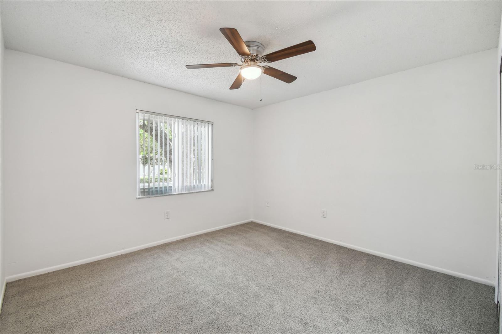 Image 33 of 59 For 16039 Frost Drive