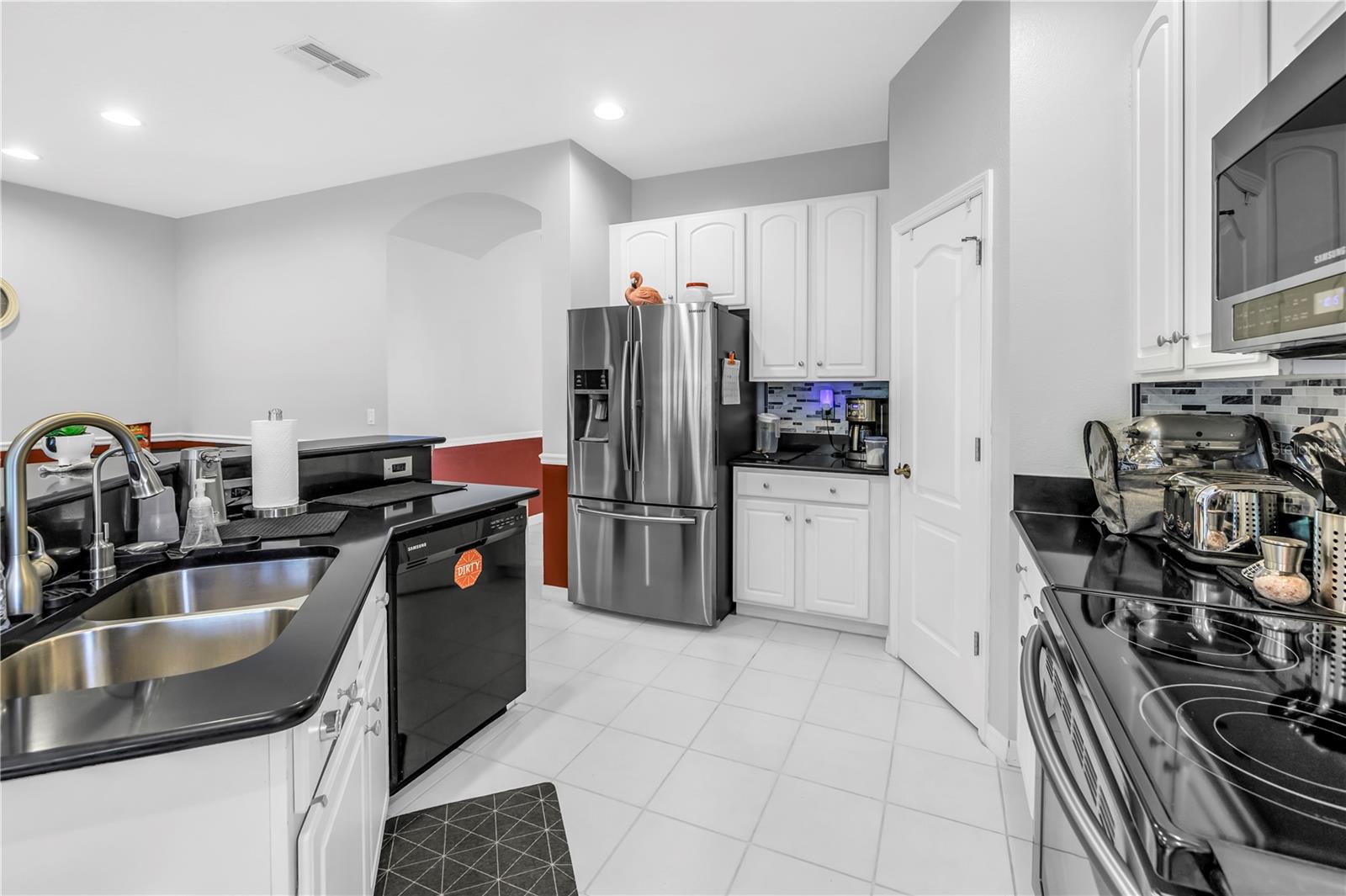 Image 17 of 56 For 3009 Banyan Hill Lane