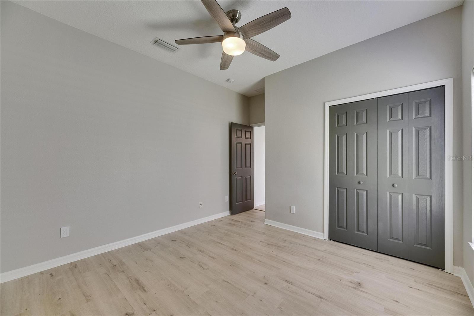 Image 33 of 76 For 1806 Mira Lago Circle