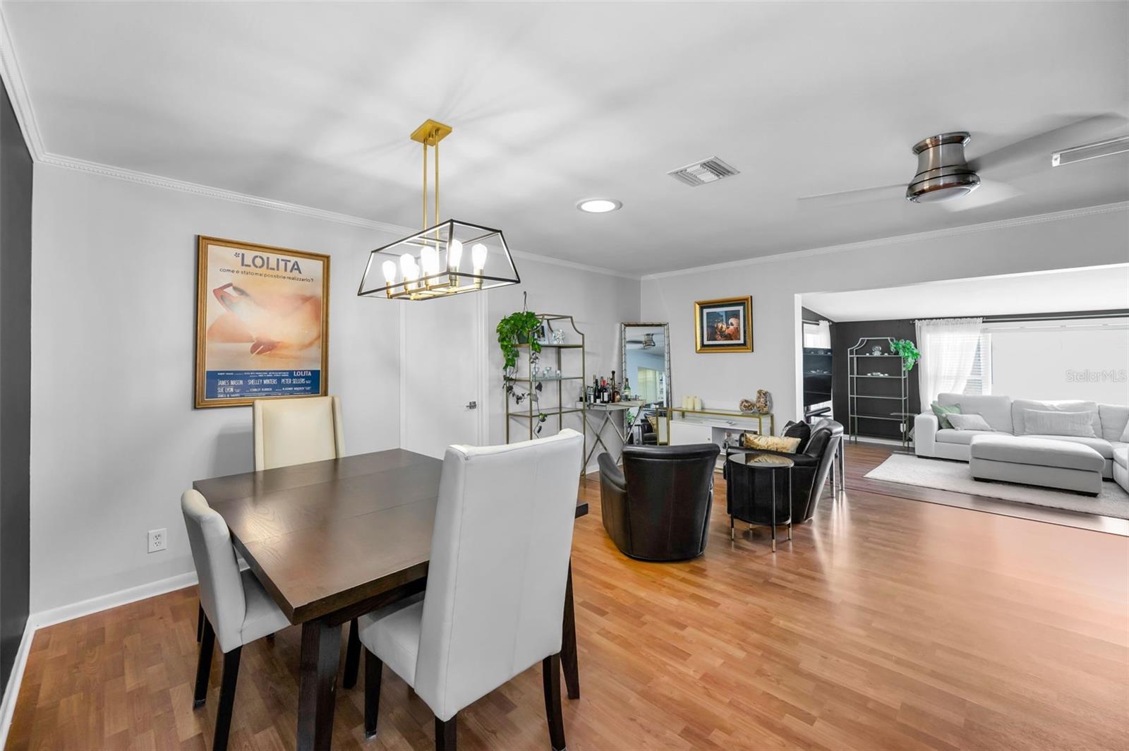Image 14 of 70 For 202 Hesperides Street