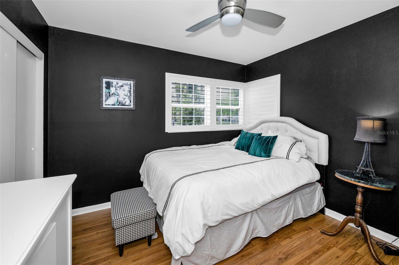 Image 44 of 70 For 202 Hesperides Street