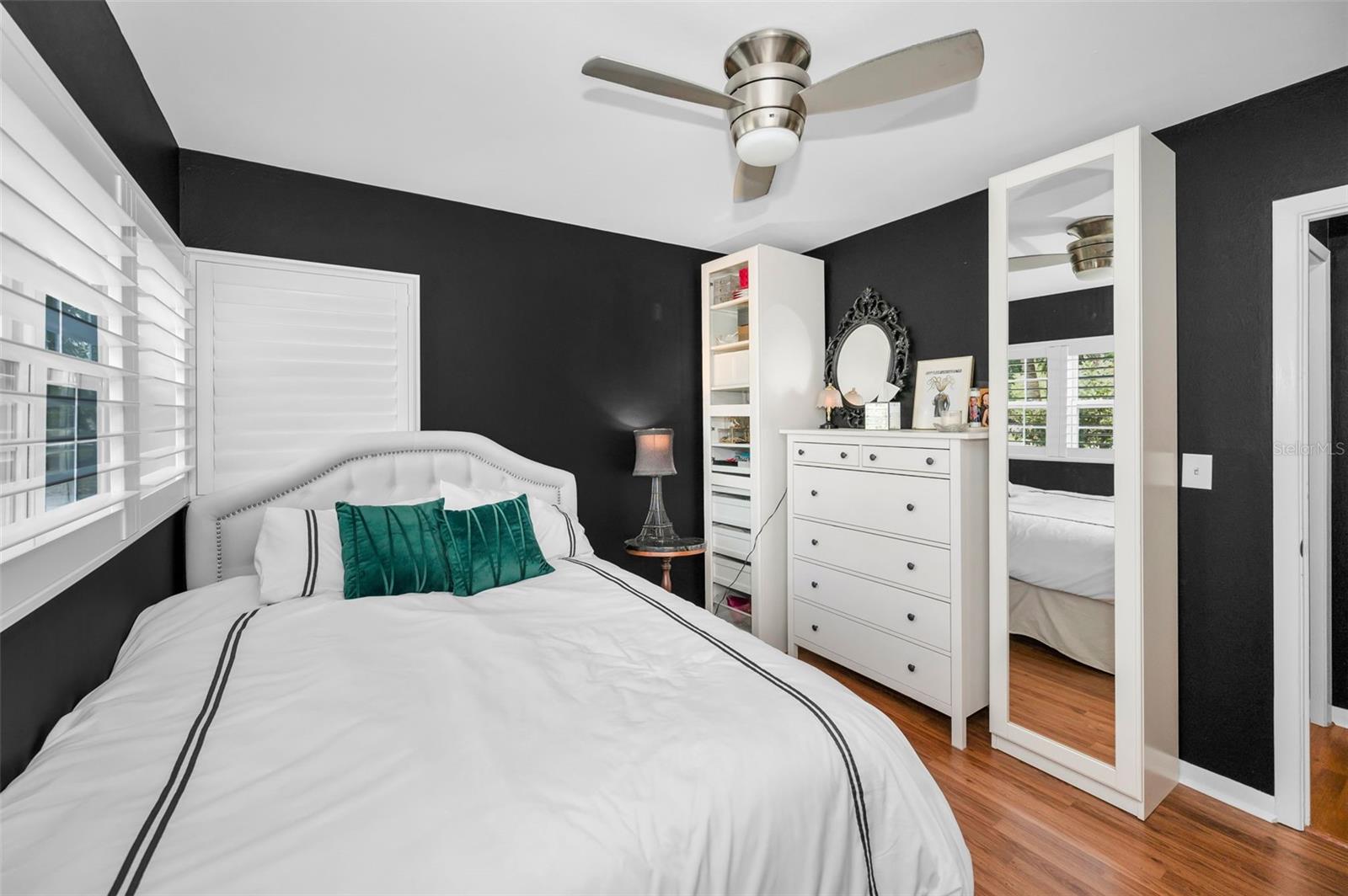 Image 45 of 70 For 202 Hesperides Street