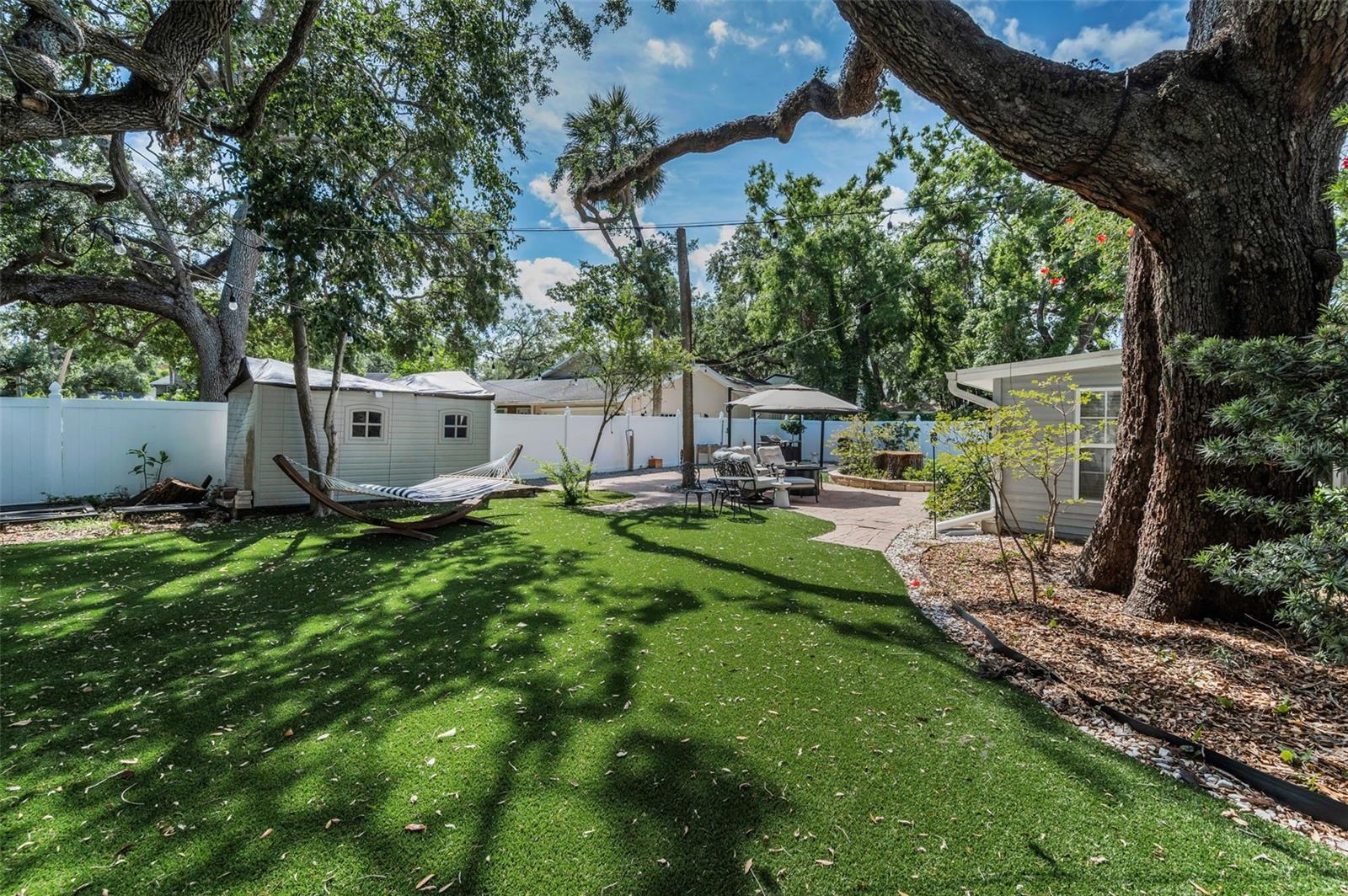 Image 64 of 70 For 202 Hesperides Street