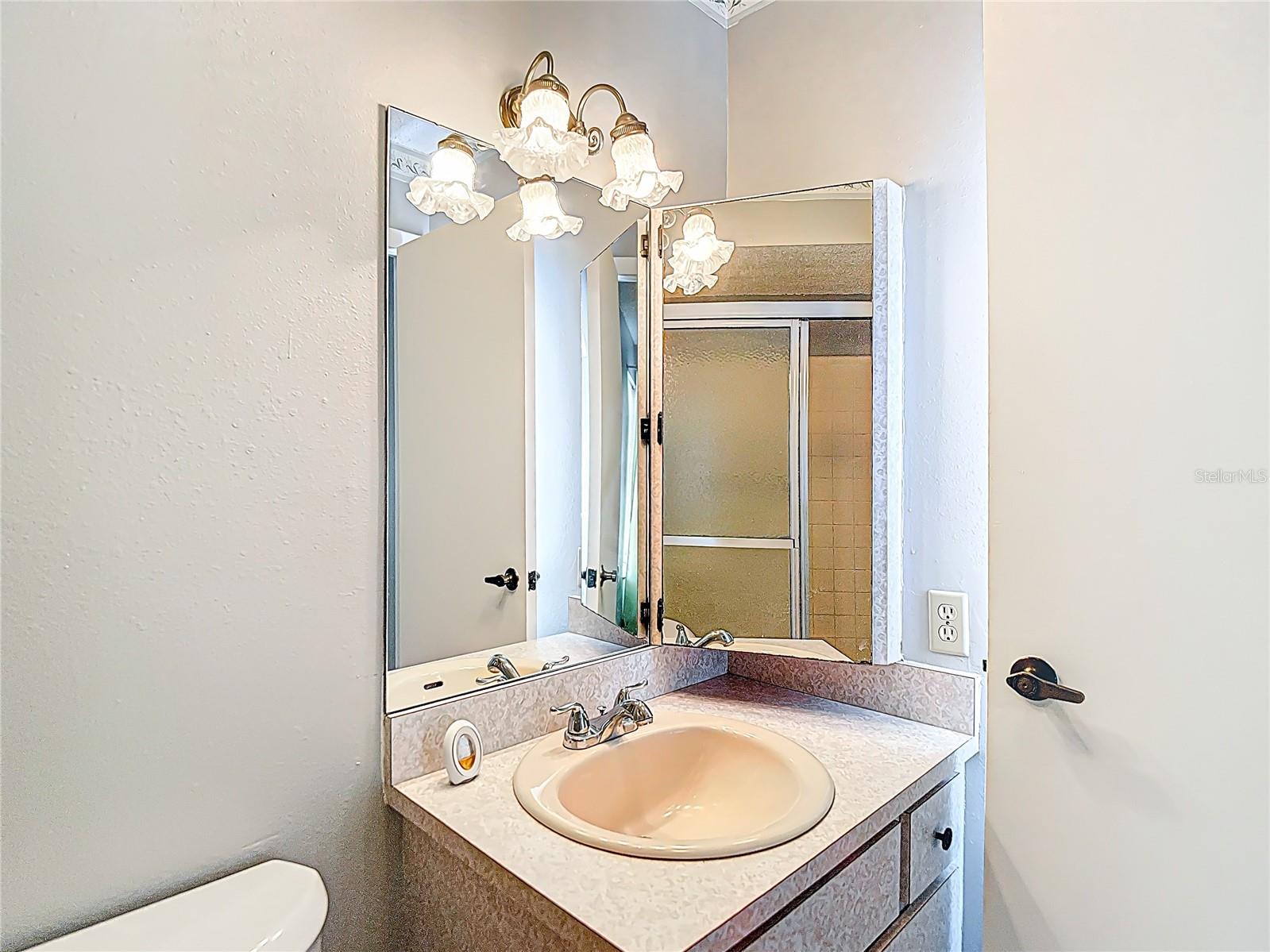 Listing photo id 28 for 10819 Los Santos Drive