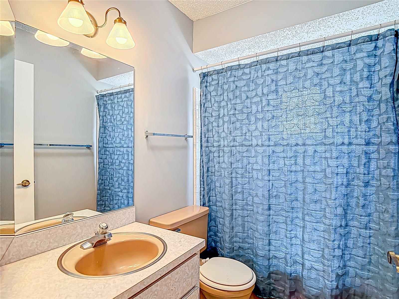 Listing photo id 31 for 10819 Los Santos Drive