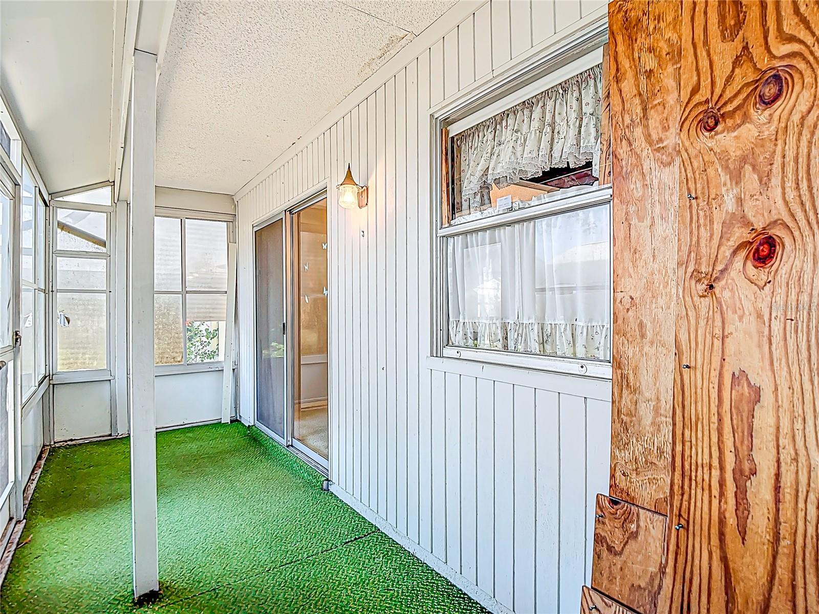 Listing photo id 38 for 10819 Los Santos Drive