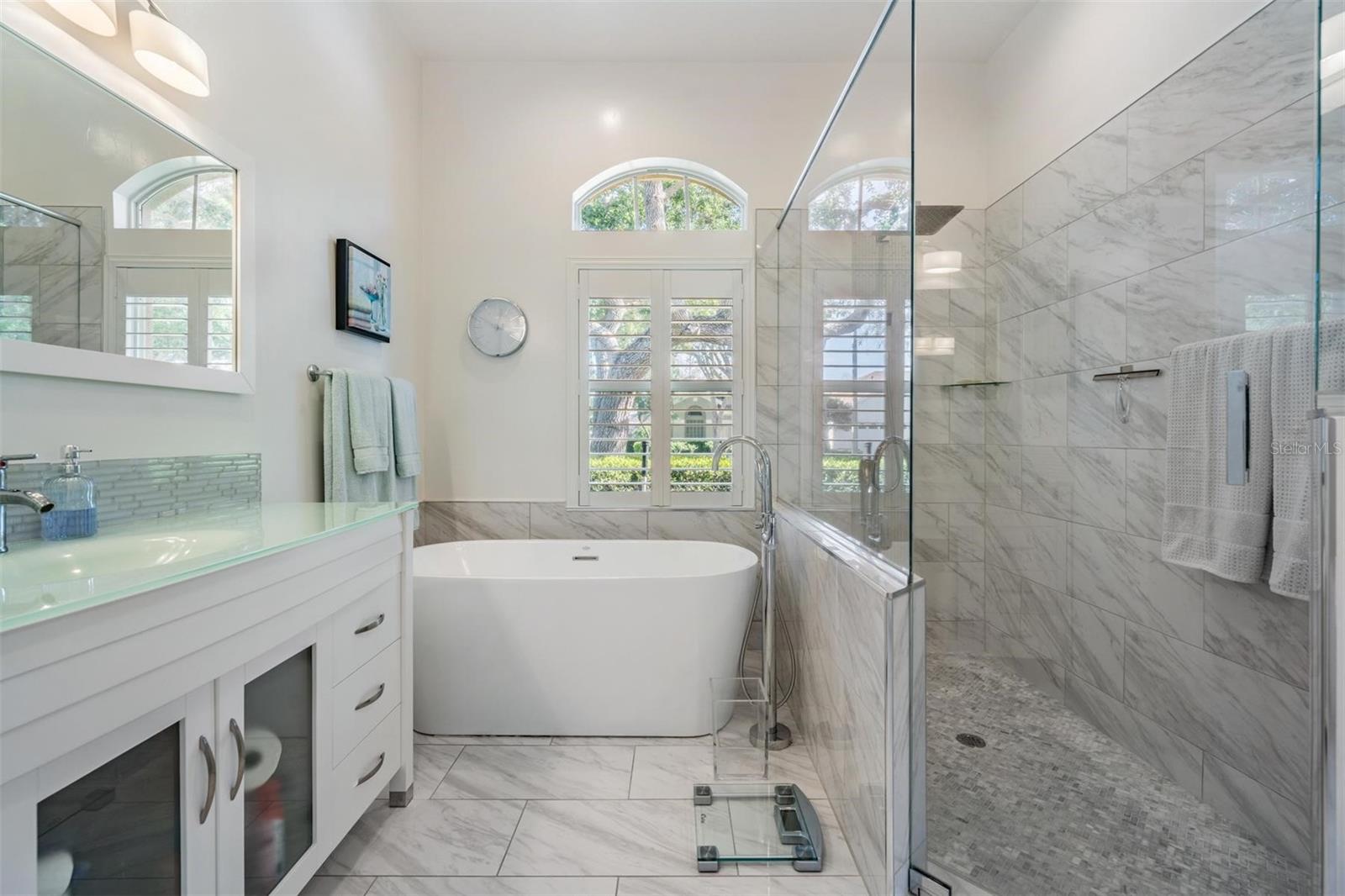 Image 11 of 43 For 10510 Castleford Way