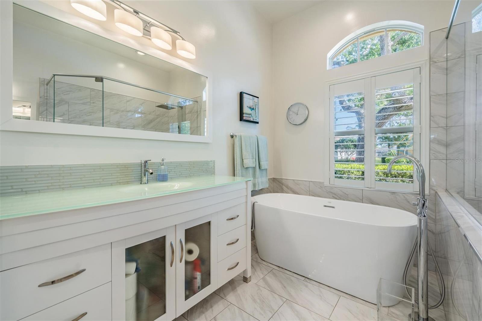Image 12 of 43 For 10510 Castleford Way
